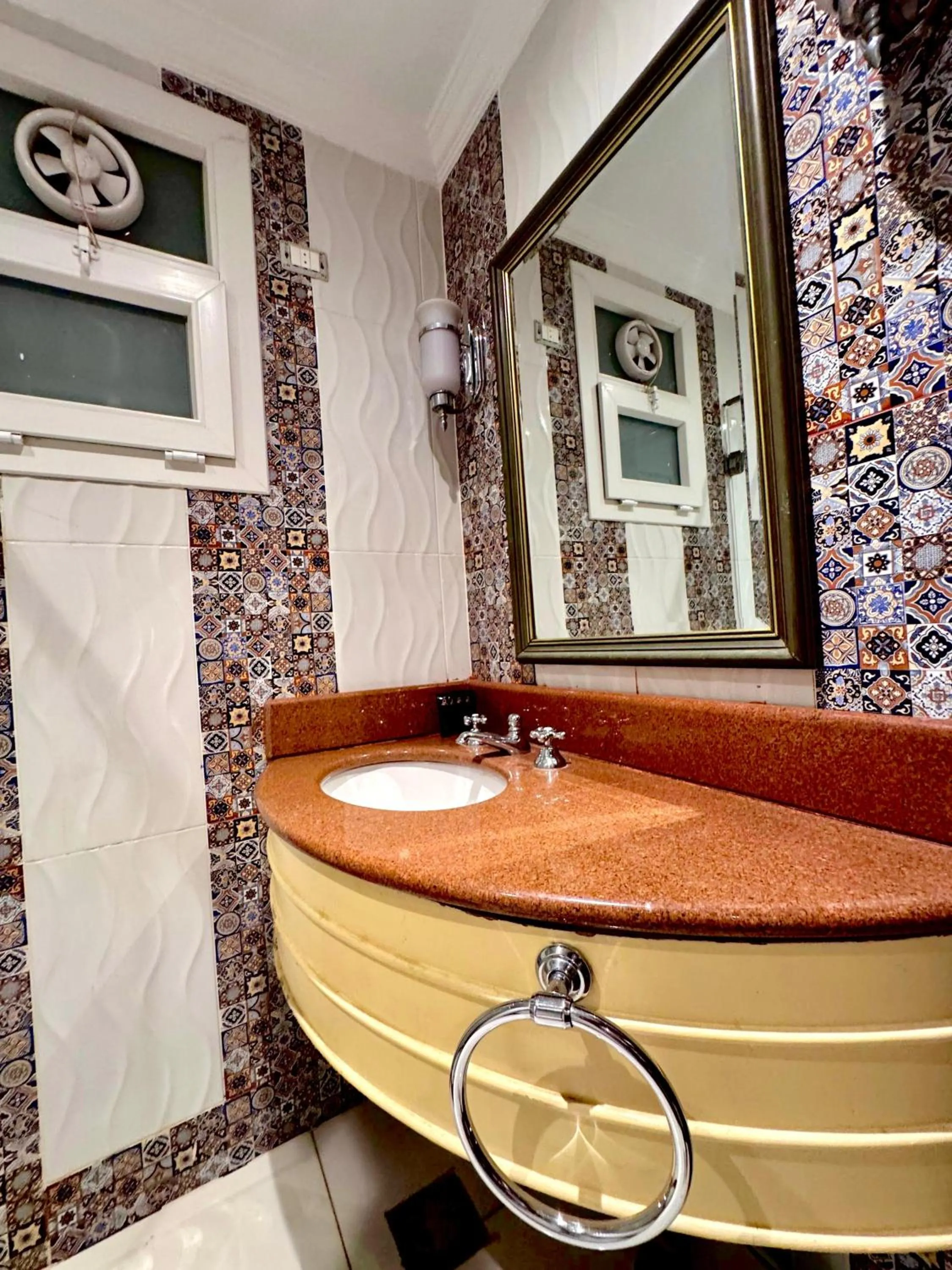 Bathroom in PYRAMIDS TOWER Inn