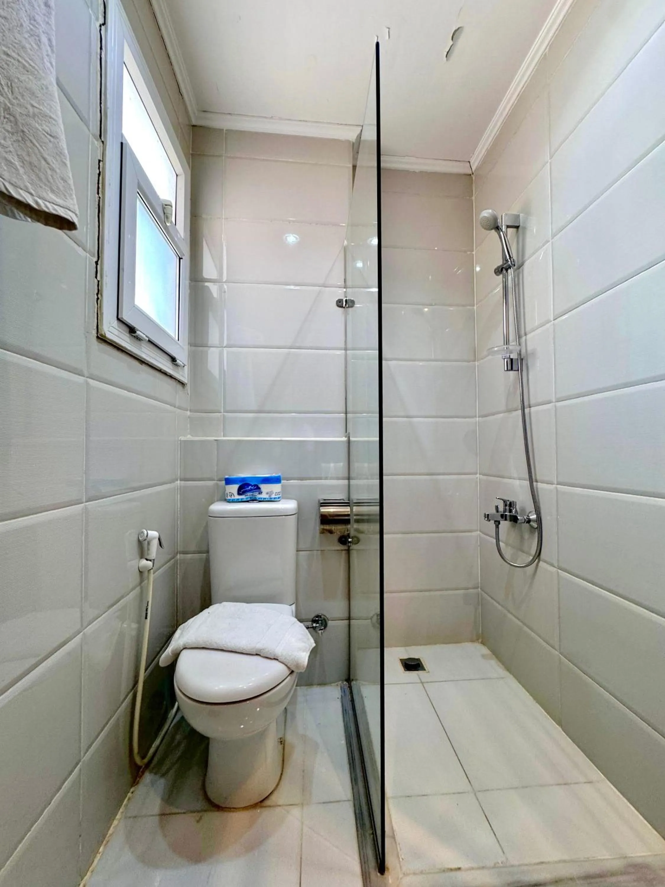 Bathroom in PYRAMIDS TOWER Inn