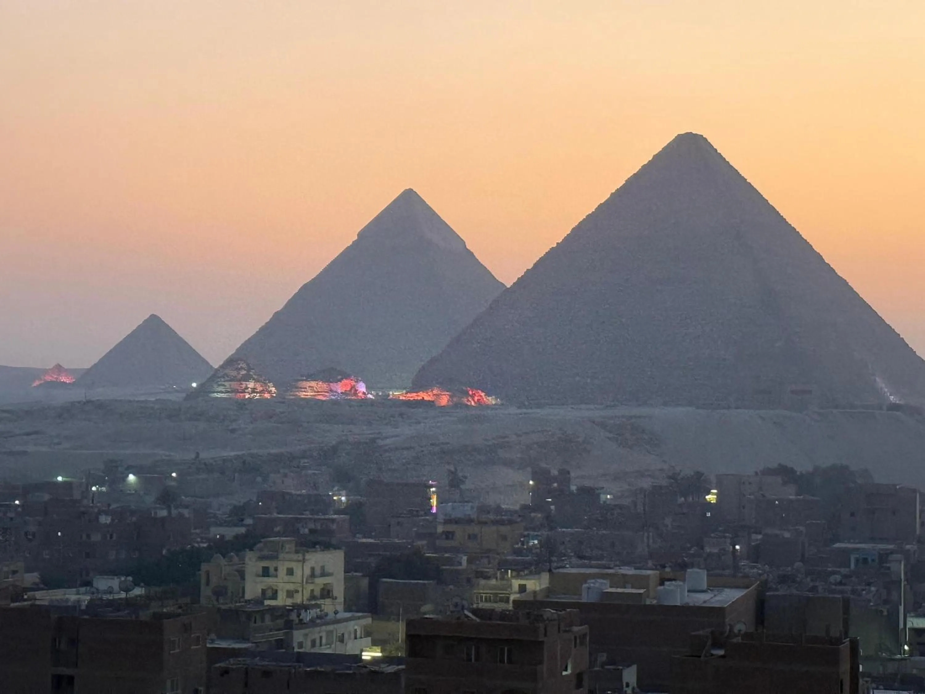 Eco green pyramids hotel