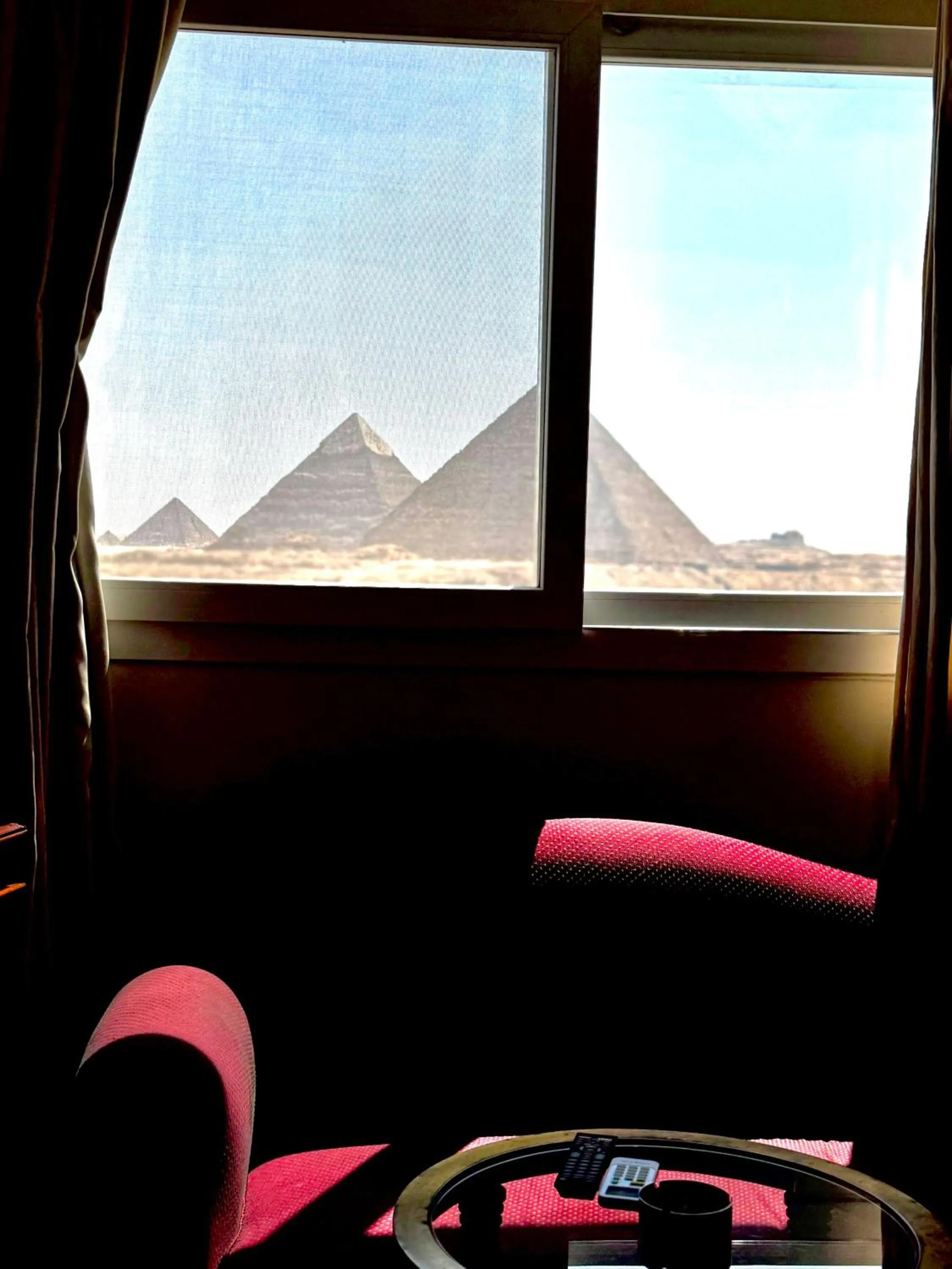 Living room in PYRAMIDS TOWER Inn