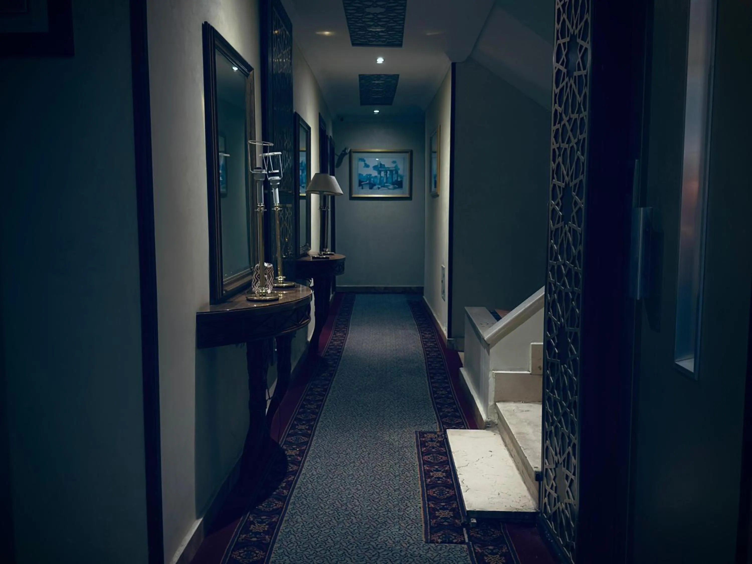 TV and multimedia in PYRAMIDS TOWER Inn