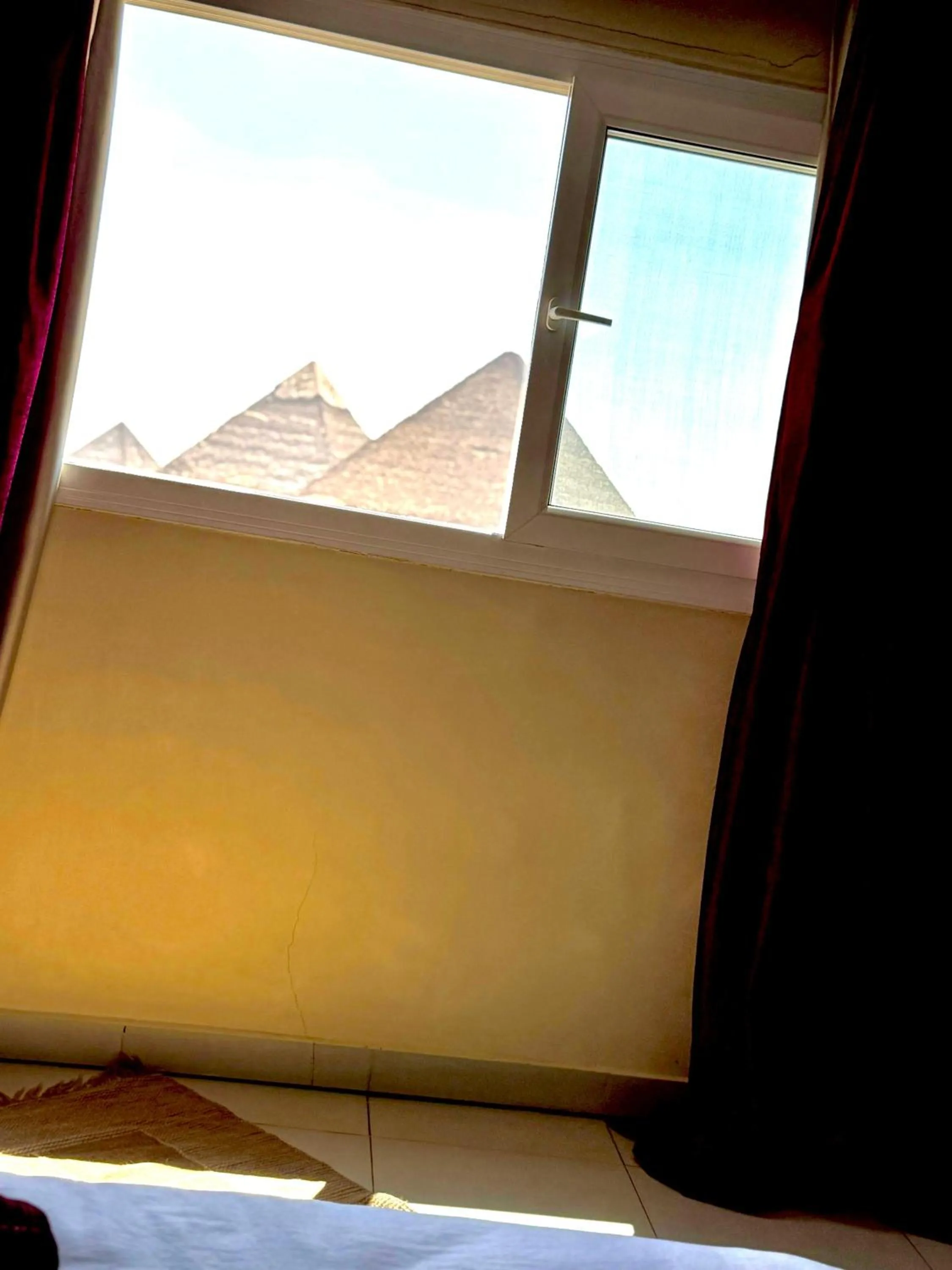 Mountain view in PYRAMIDS TOWER Inn