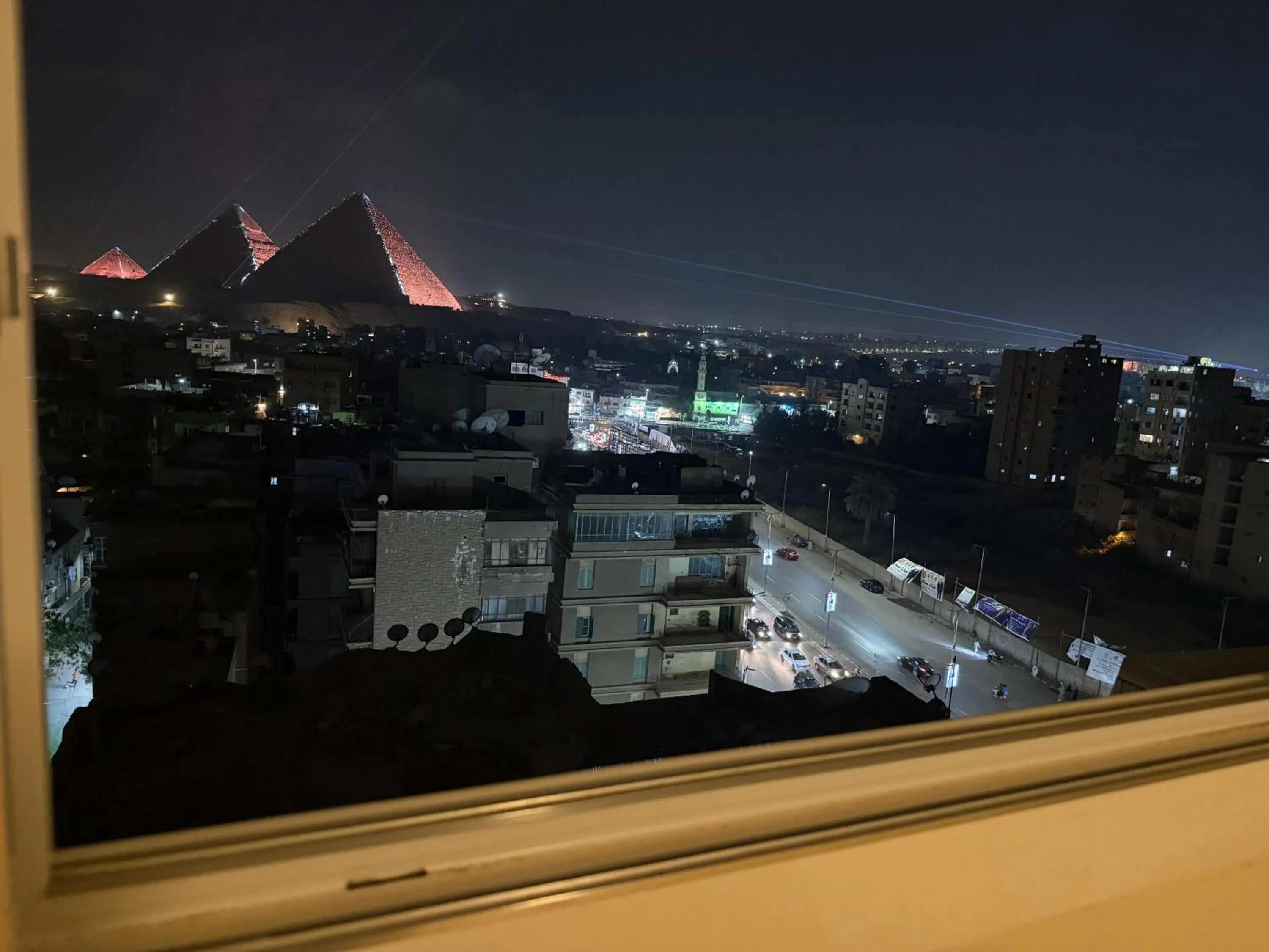 Eco green pyramids hotel