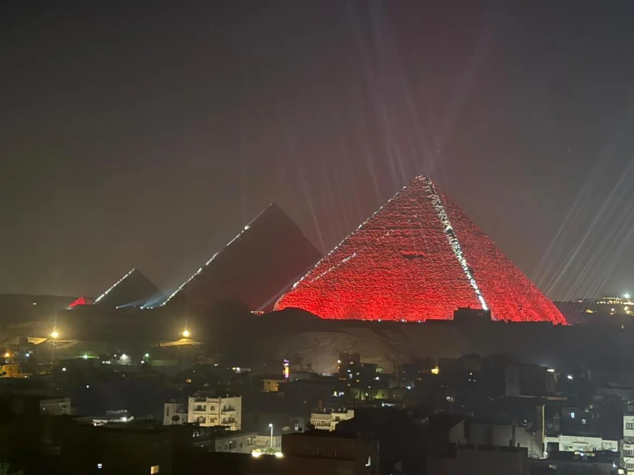 Eco green pyramids hotel