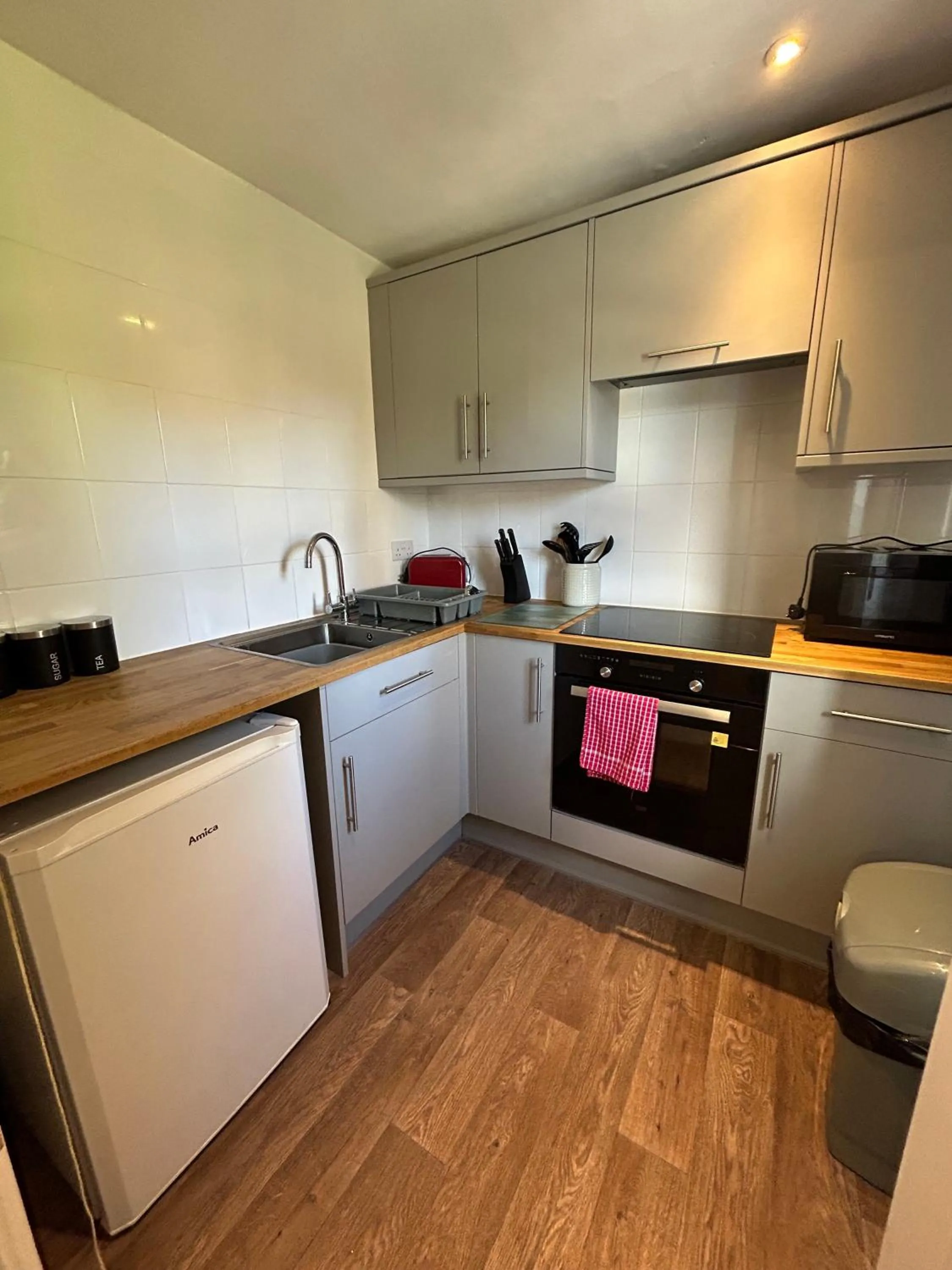 Kitchen or kitchenette in Trengilly Wartha Inn