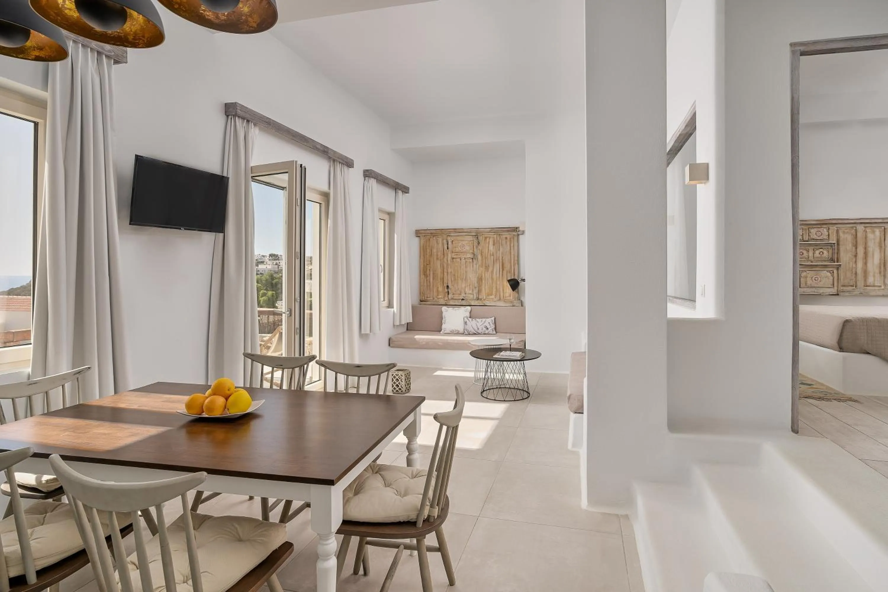 TV and multimedia in Althea Boutique Hotel - Adults Only