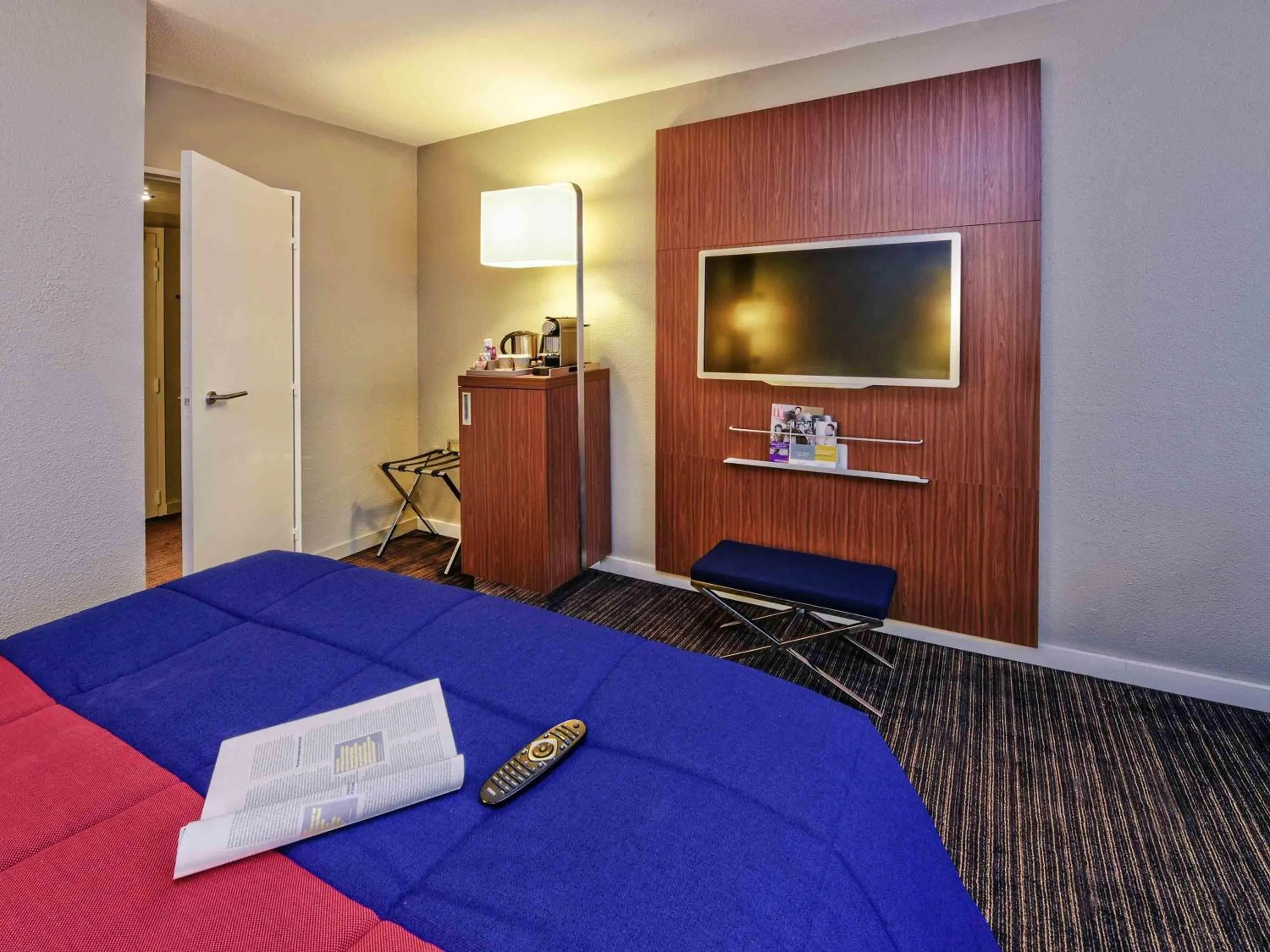 Bedroom, Bed in Mercure Rennes Centre Parlement