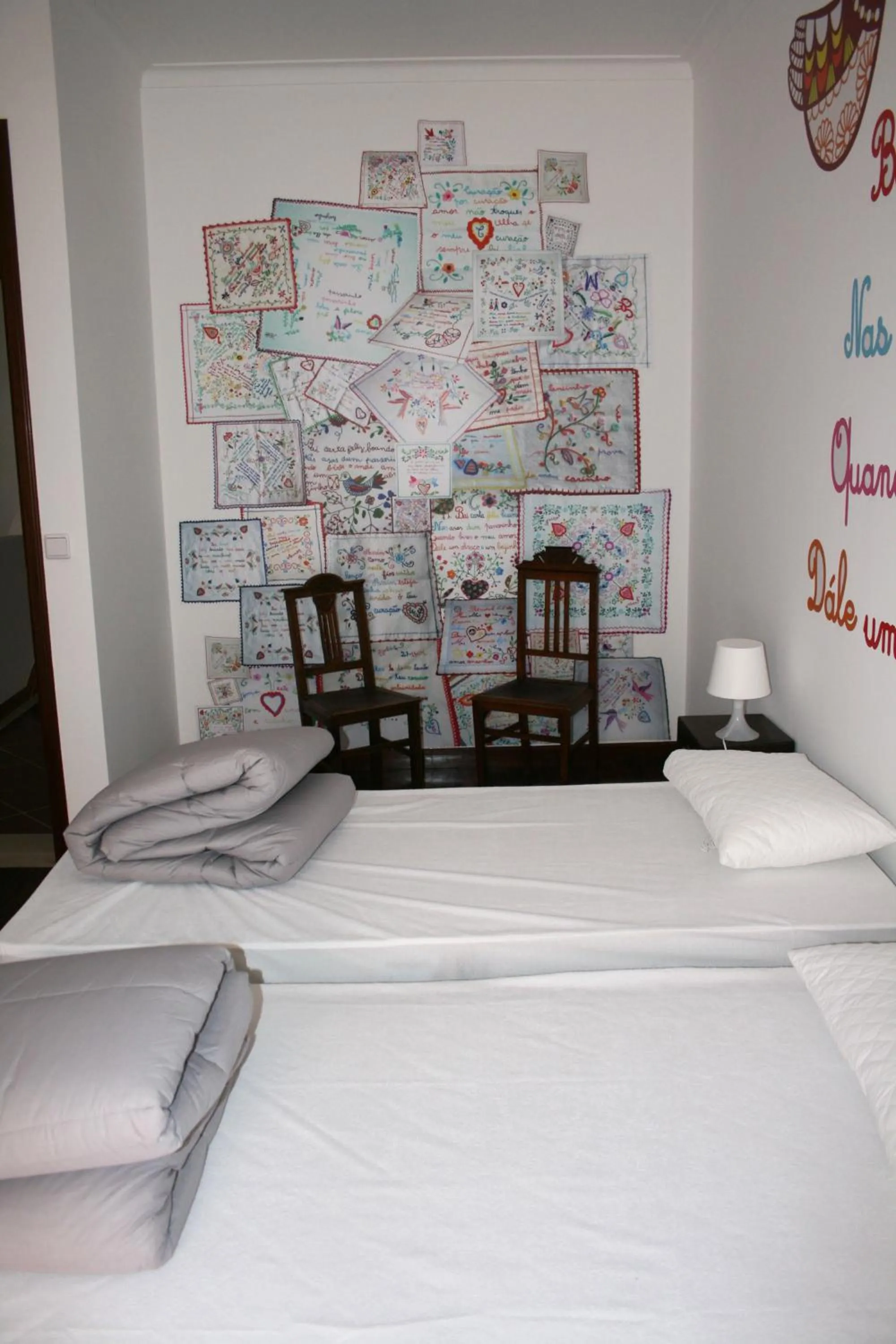 Photo of the whole room, Bed in Hostel 2300 Thomar