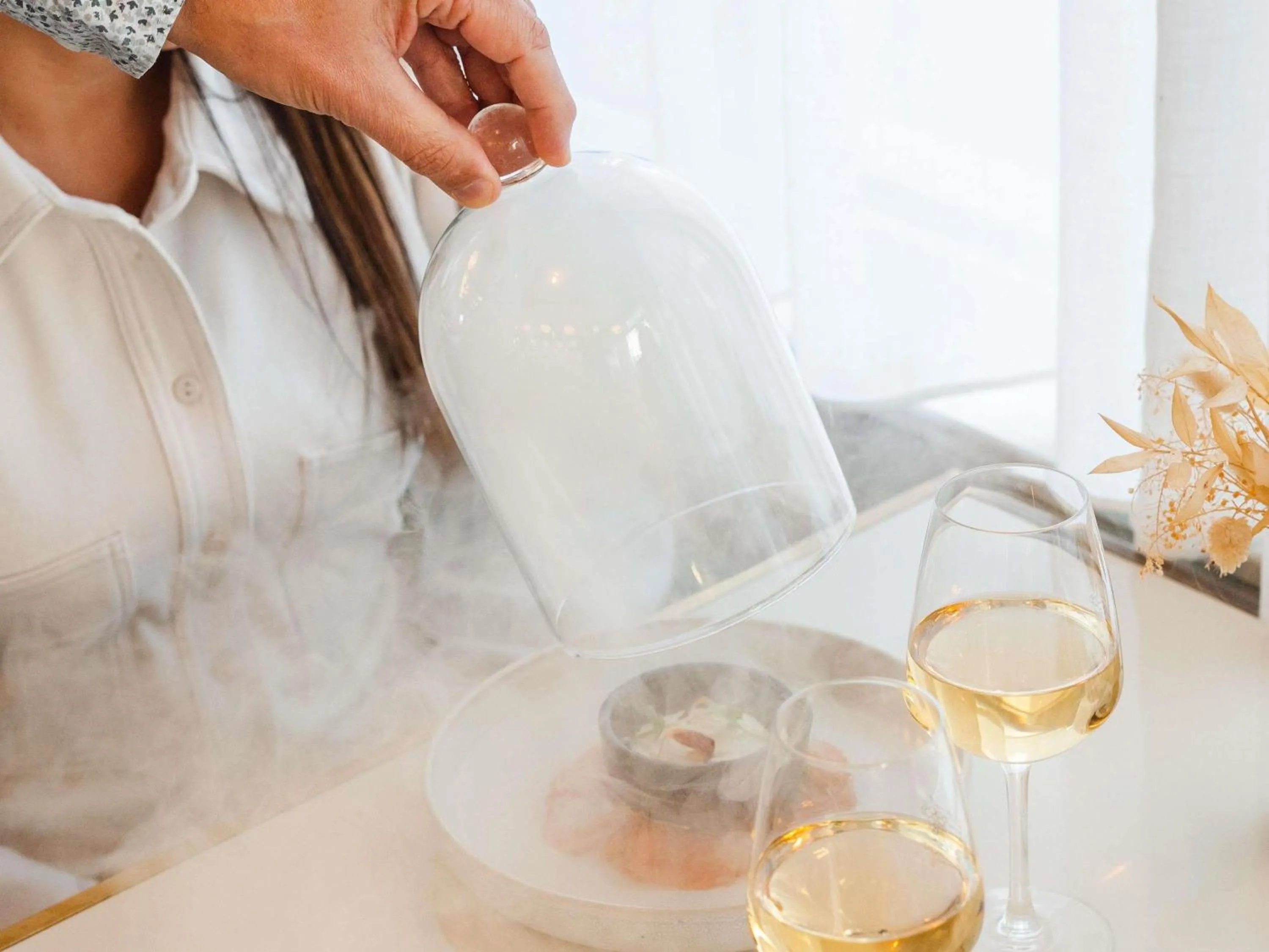 Restaurant/places to eat in Mercure La Roche Sur Yon