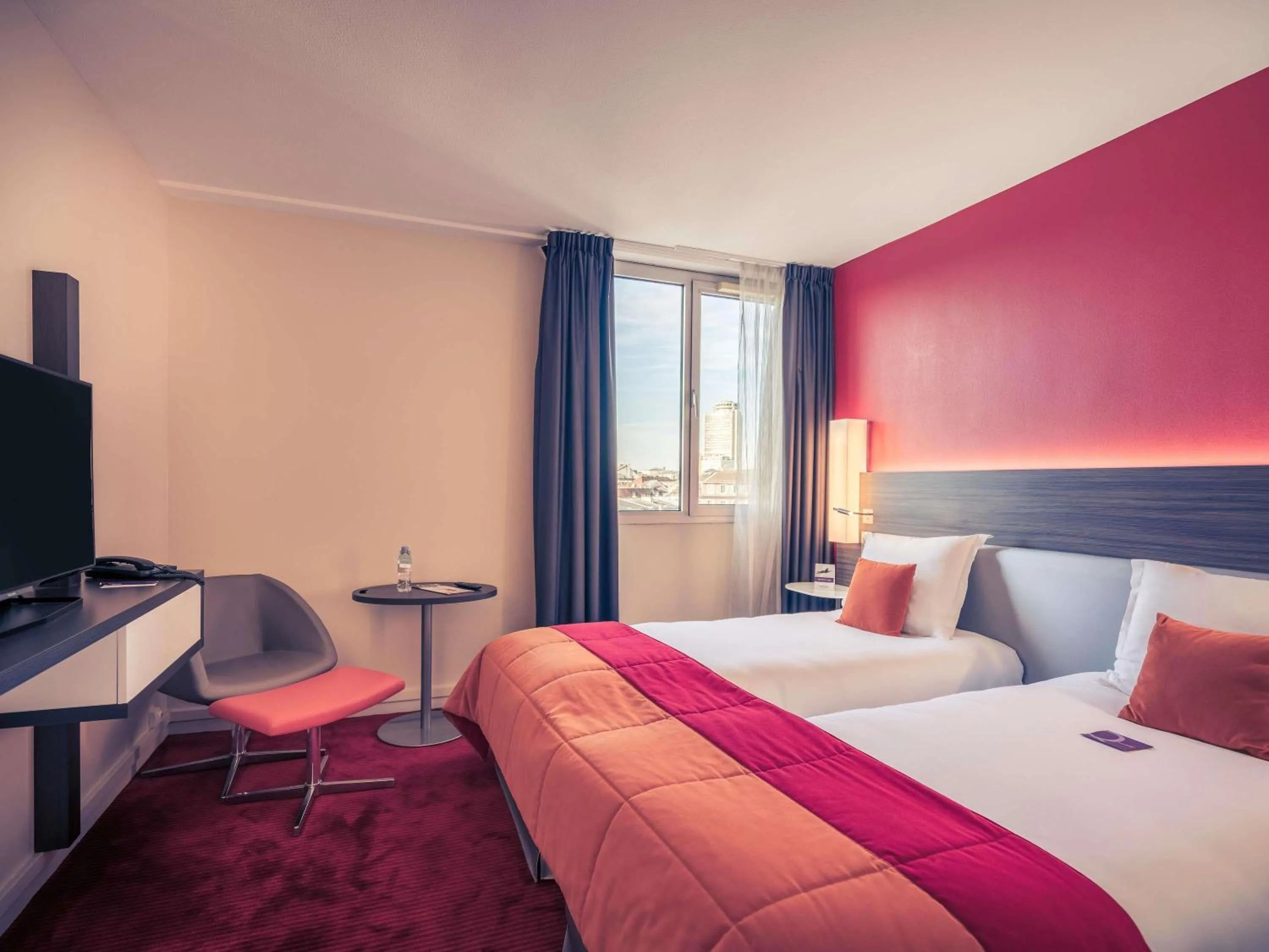 Bedroom, Bed in Mercure Mulhouse Centre