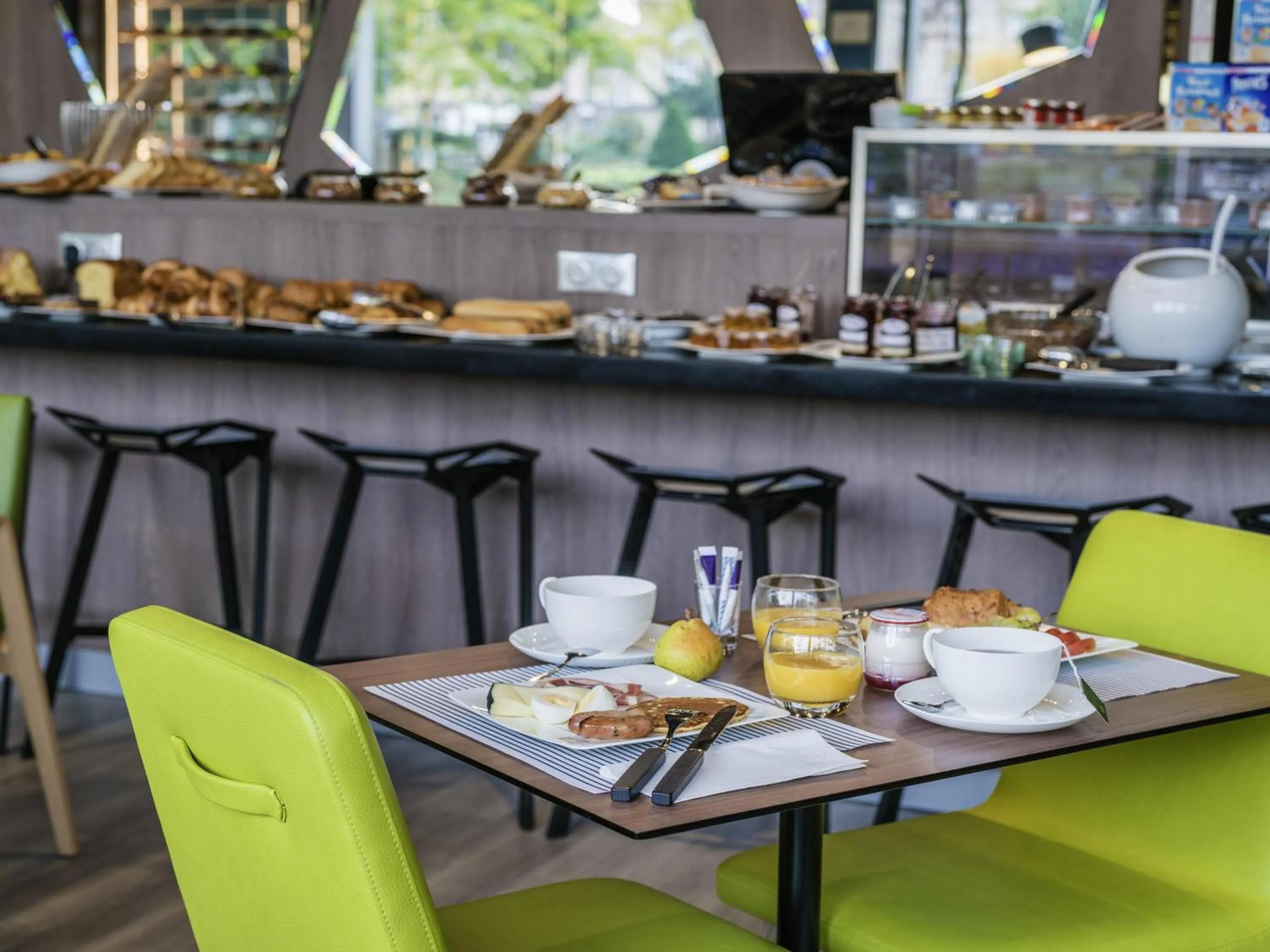 Restaurant/places to eat in Mercure Mulhouse Centre