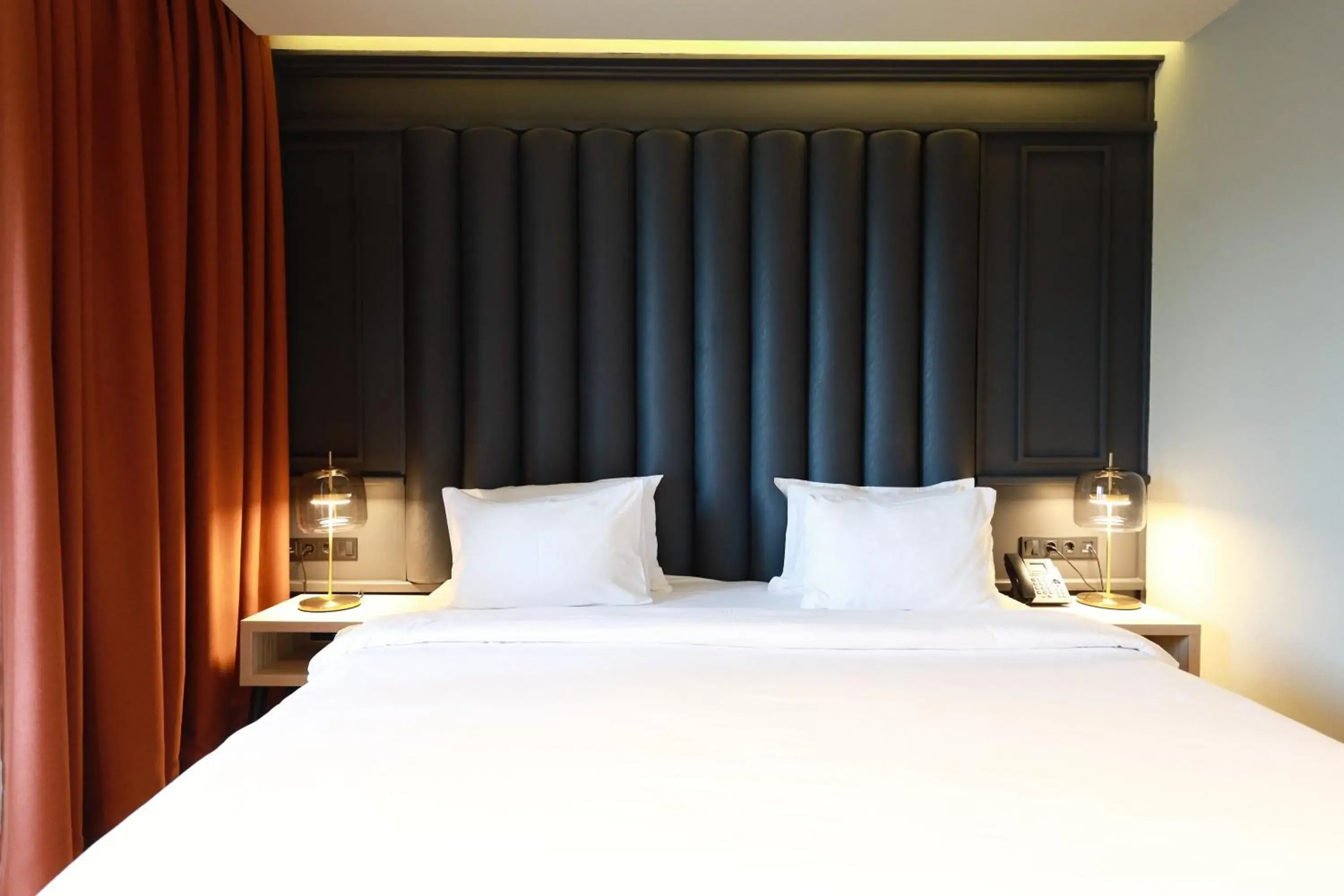 Glass Room with Bathtub in Sandali Metekhi Boutique Hotel Glass Room with Bathtub in Sandali Metekhi Boutique Hotel