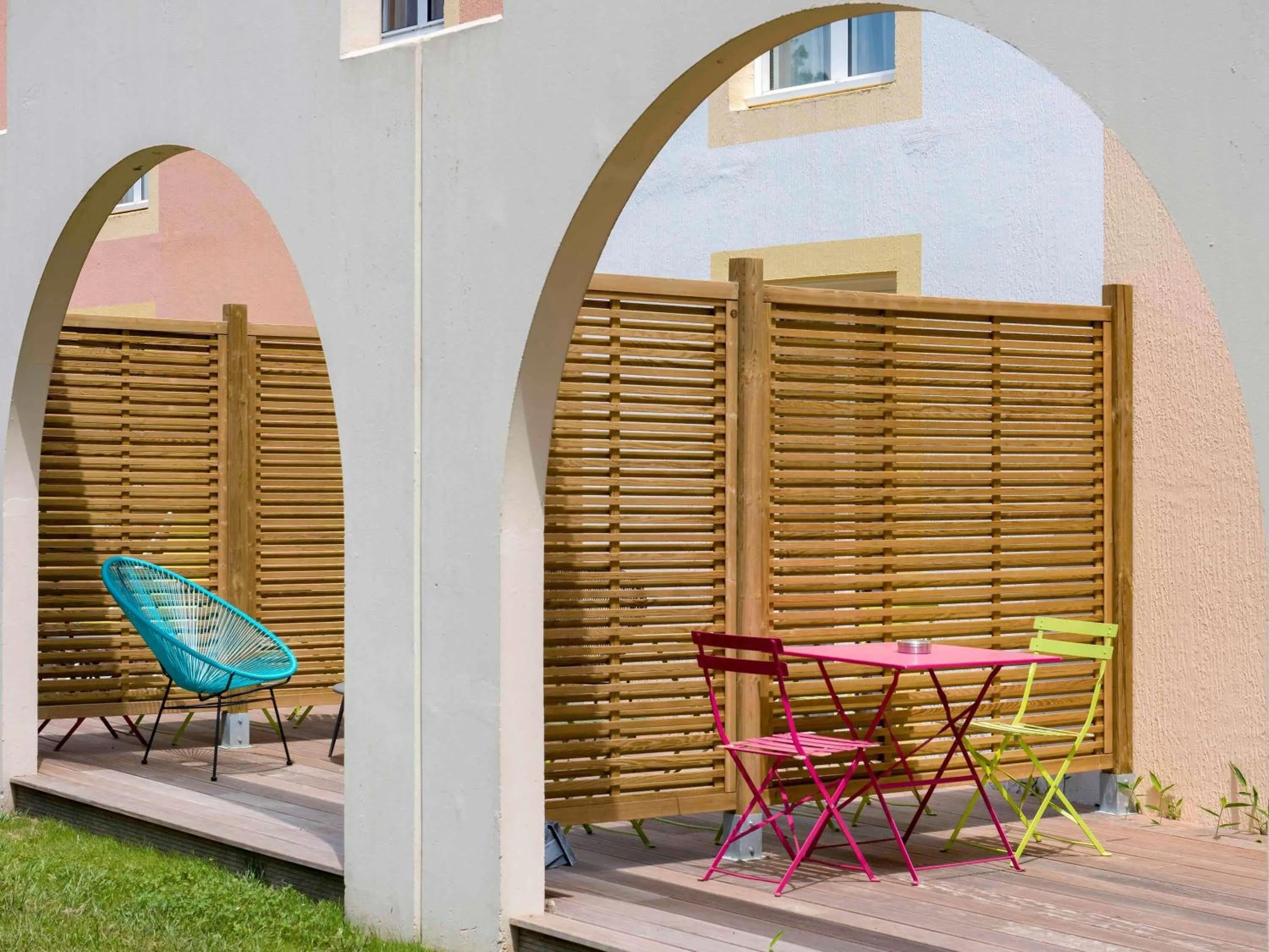 Bedroom in Mercure Antibes Sophia Antipolis
