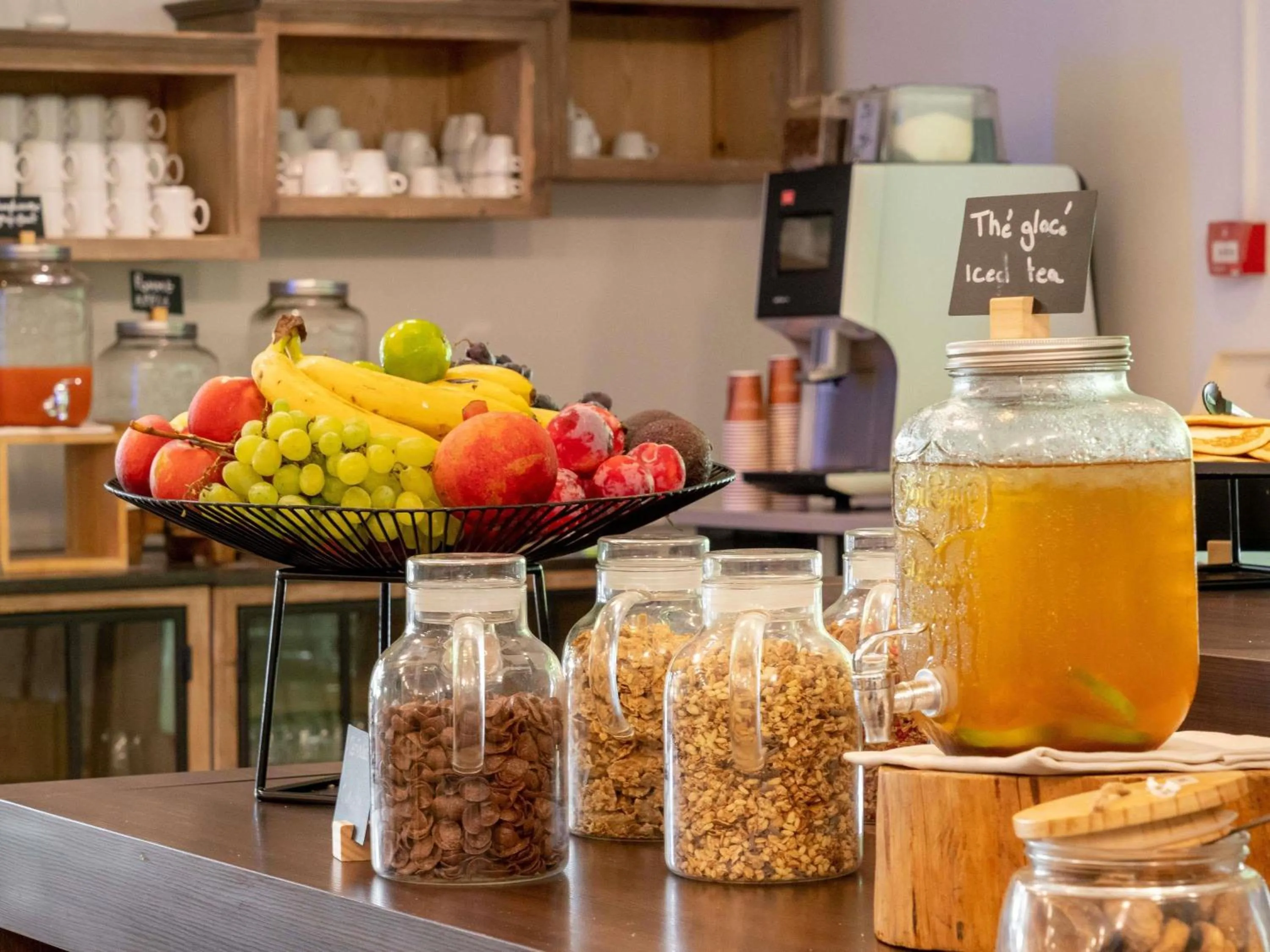 Breakfast in Mercure Antibes Sophia Antipolis