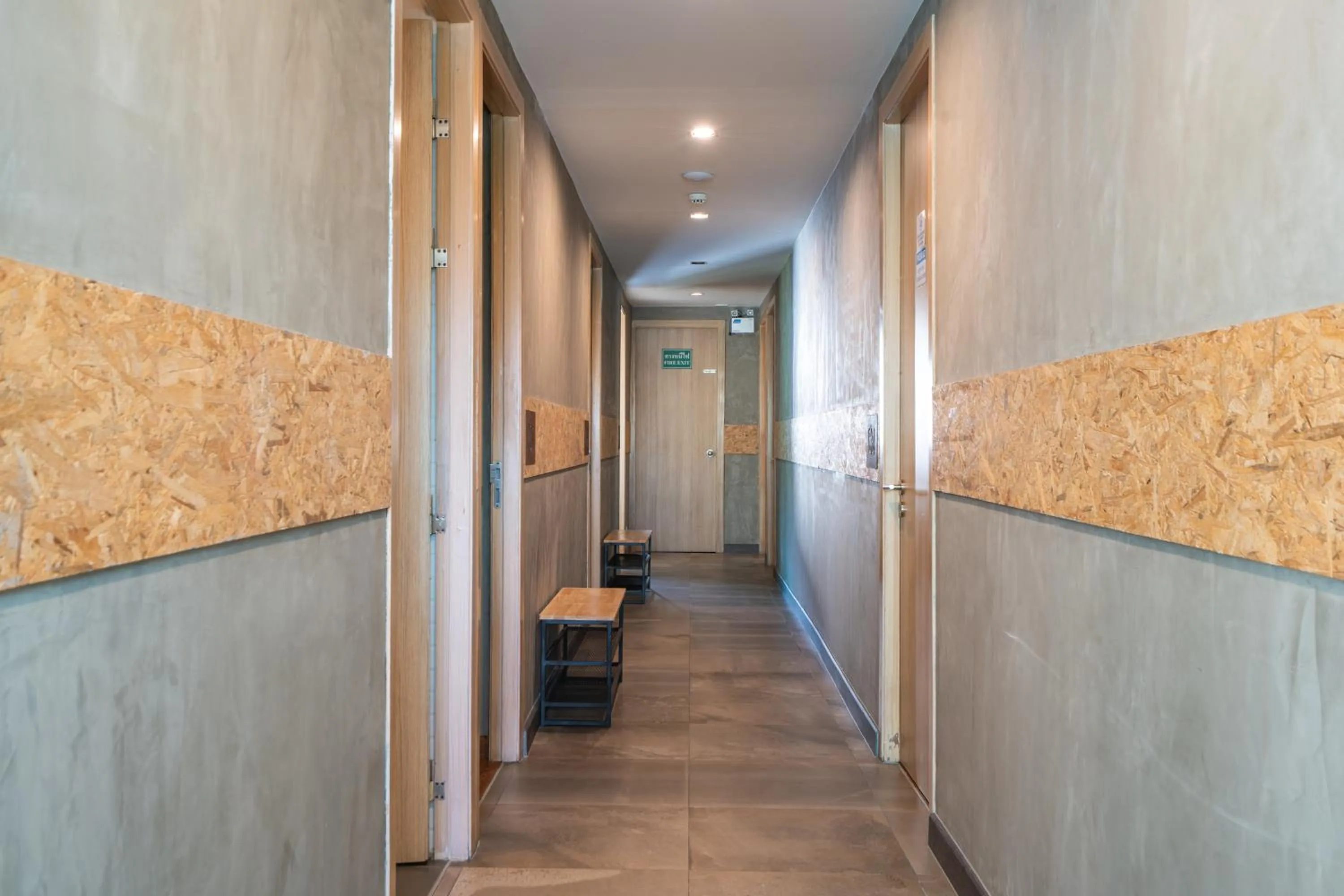 Property building in Patong Poshtel