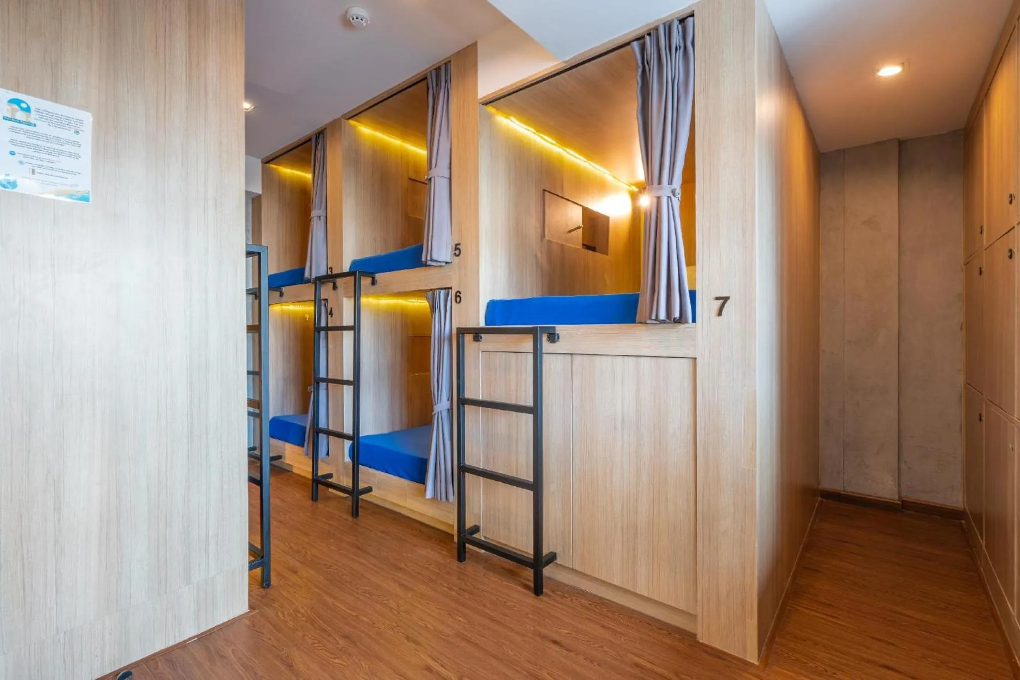 bunk bed in Patong Poshtel