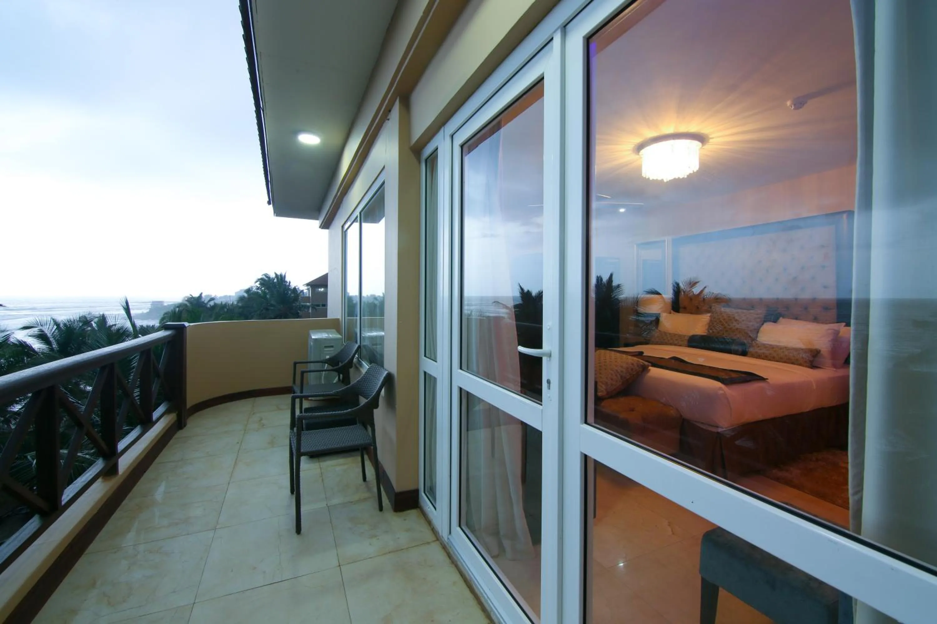 Patio in Best Western Plus Accra Beach Hotel