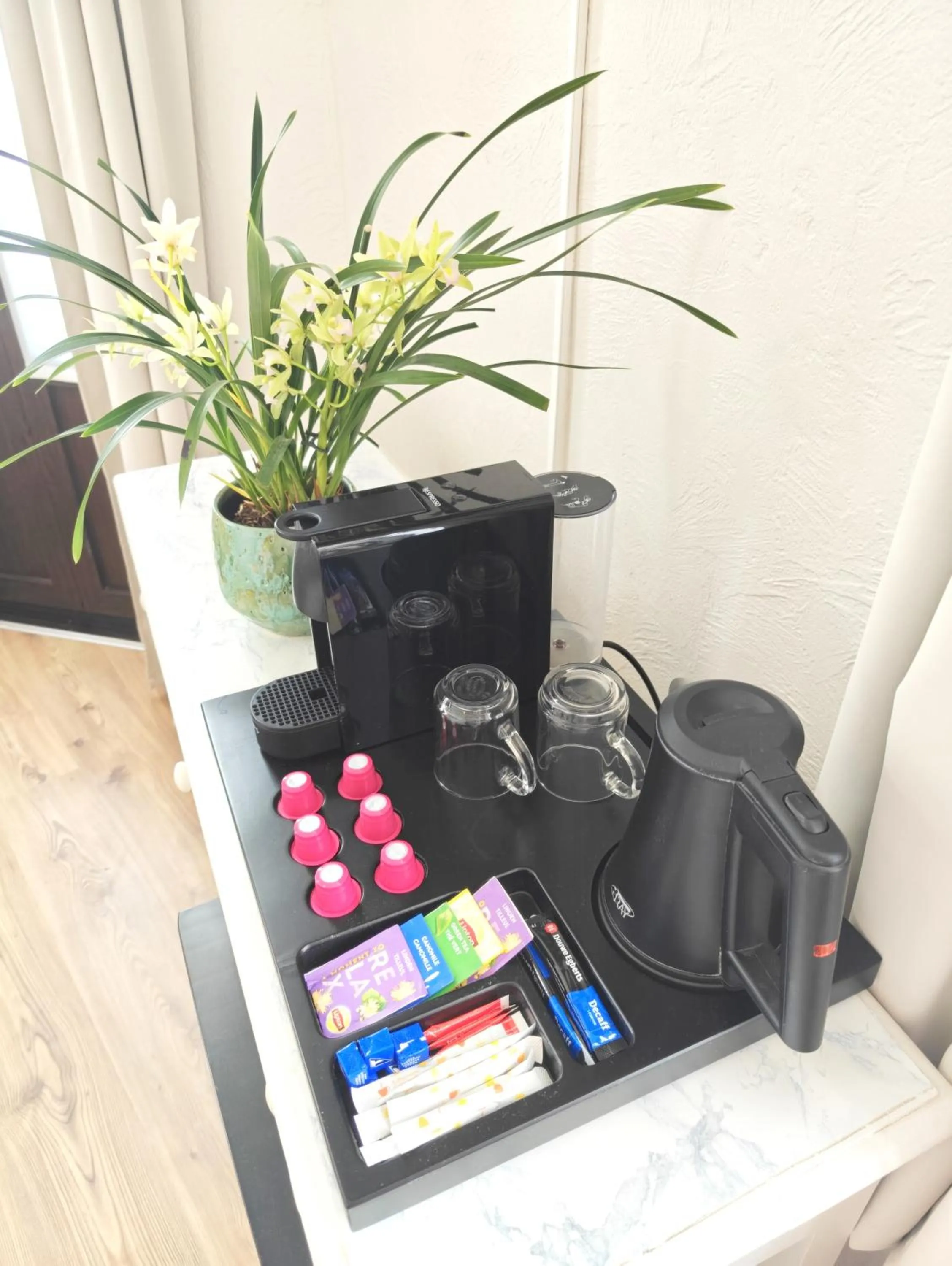 Coffee/tea facilities in Hotel Tropicana