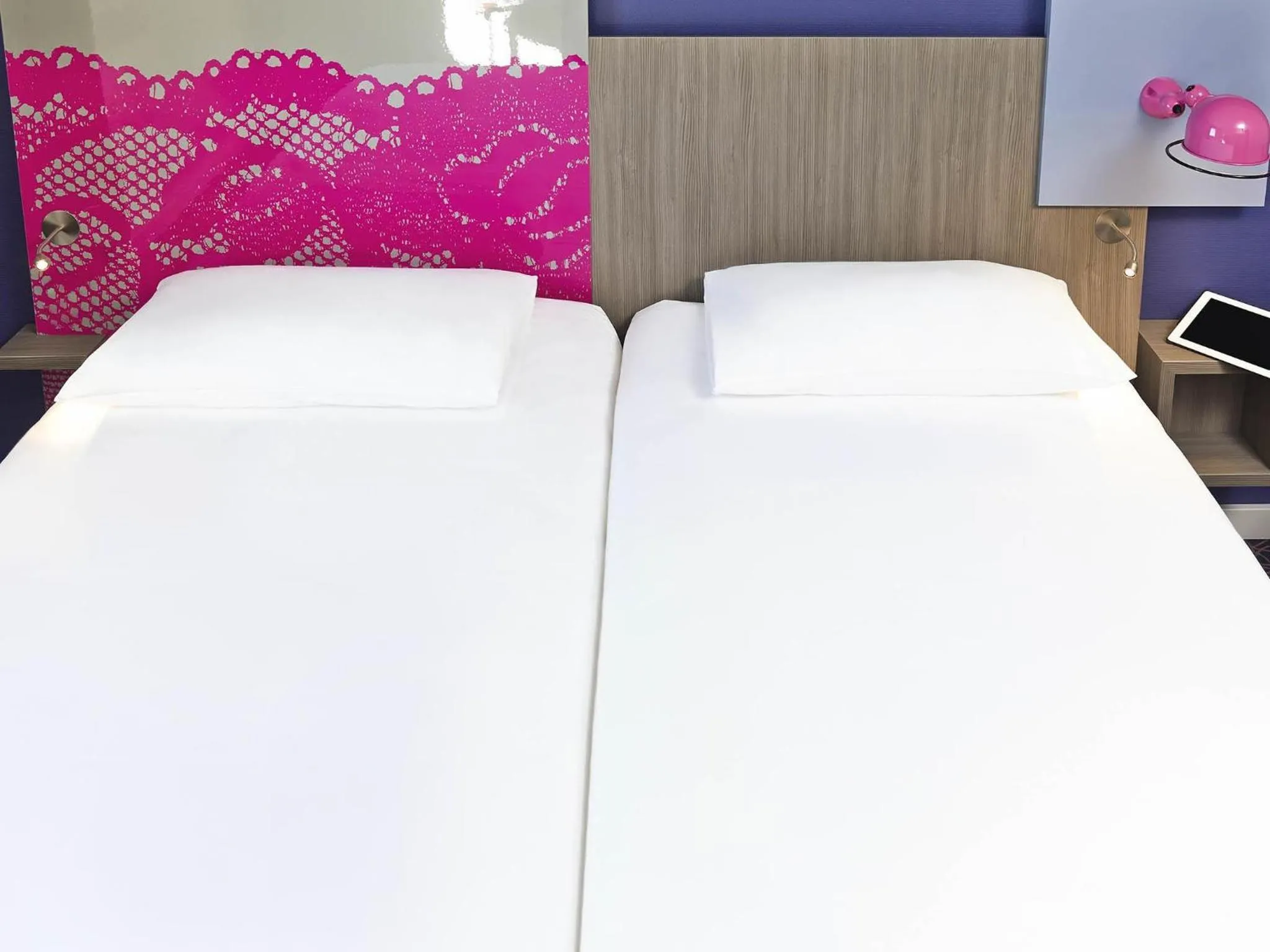 Bedroom, Bed in ibis Styles Arles Palais des Congrès