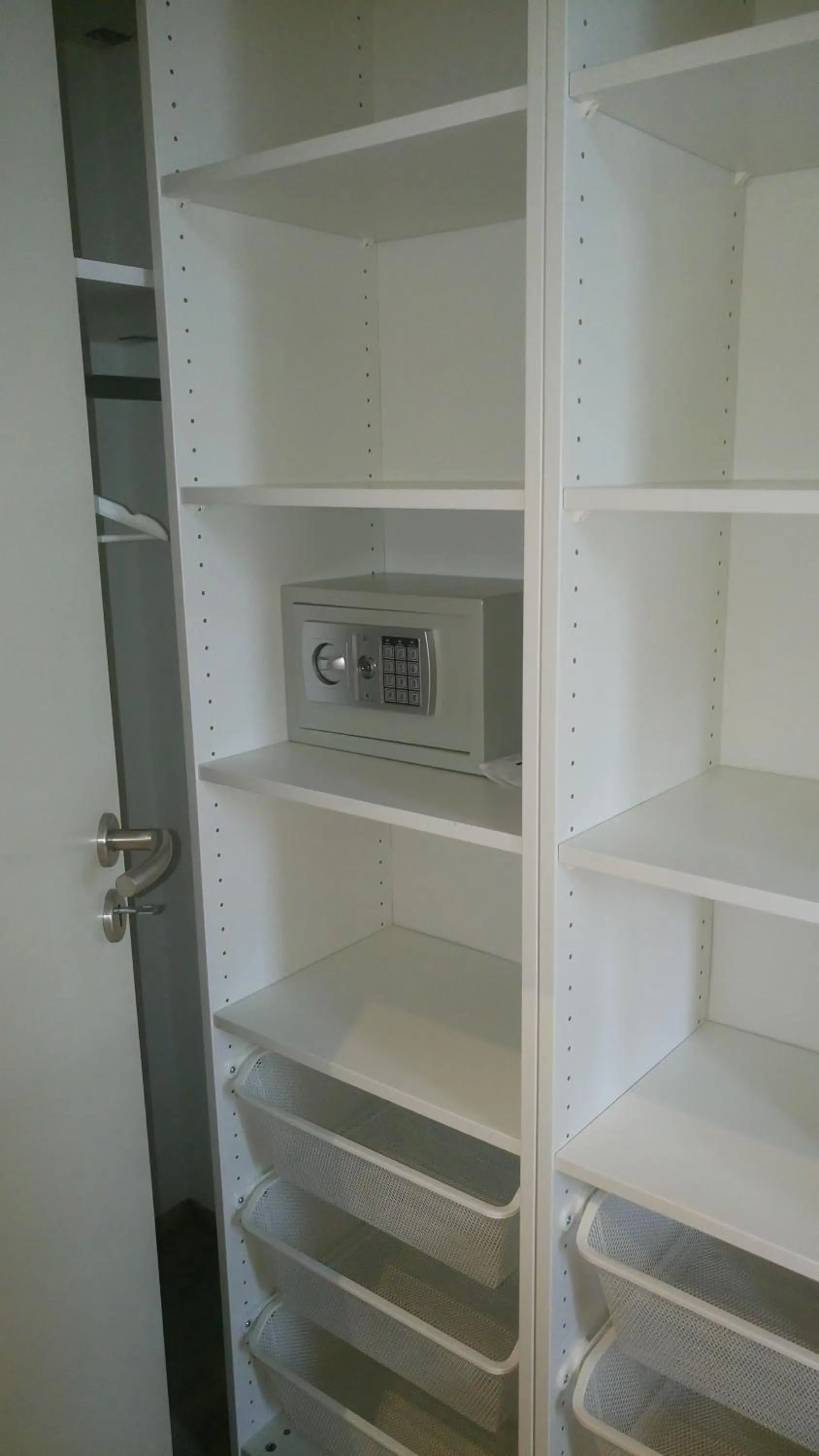 Decorative detail in ApartmentHotel Vollumen