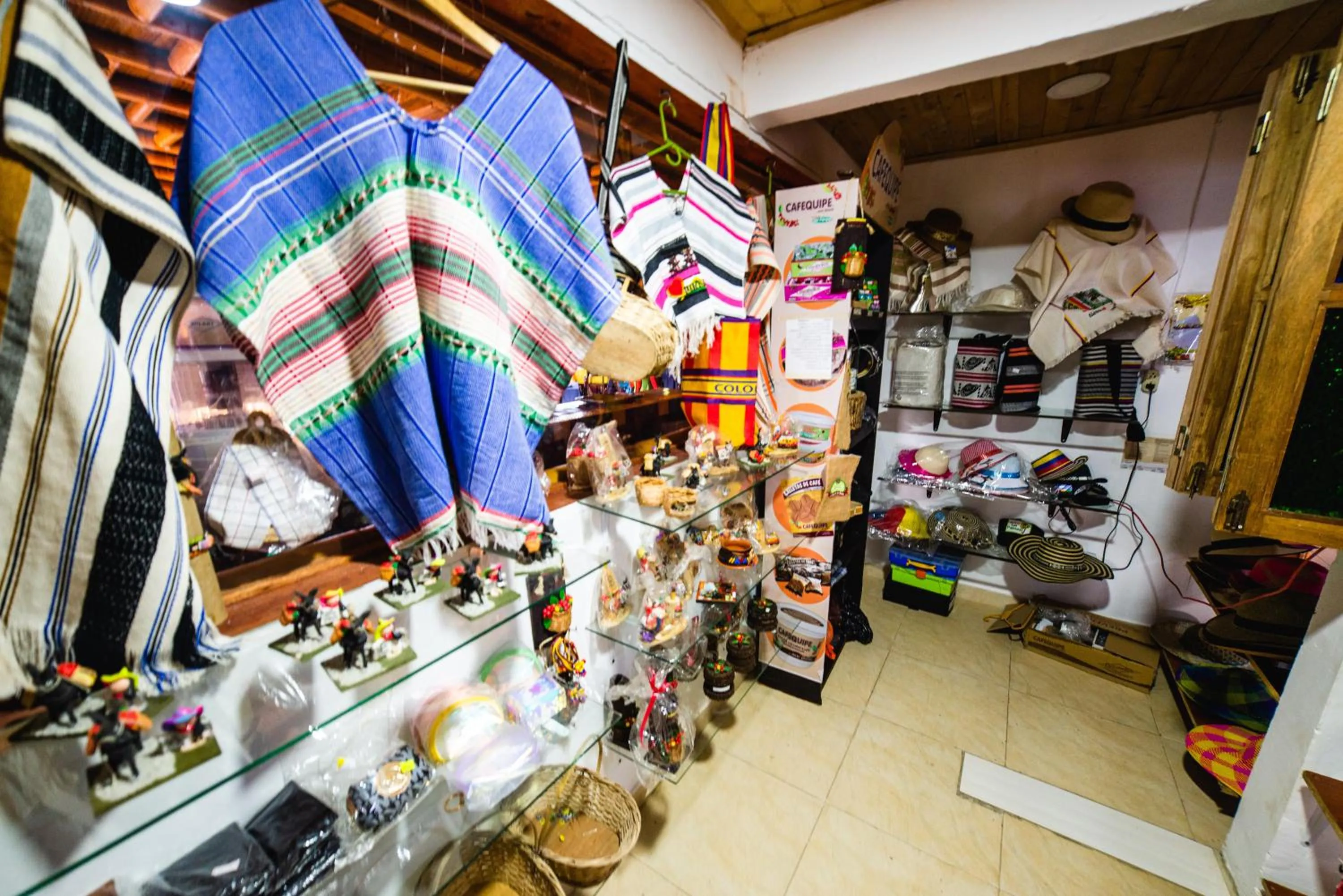 On-site shops in Eco Hotel las Palmas