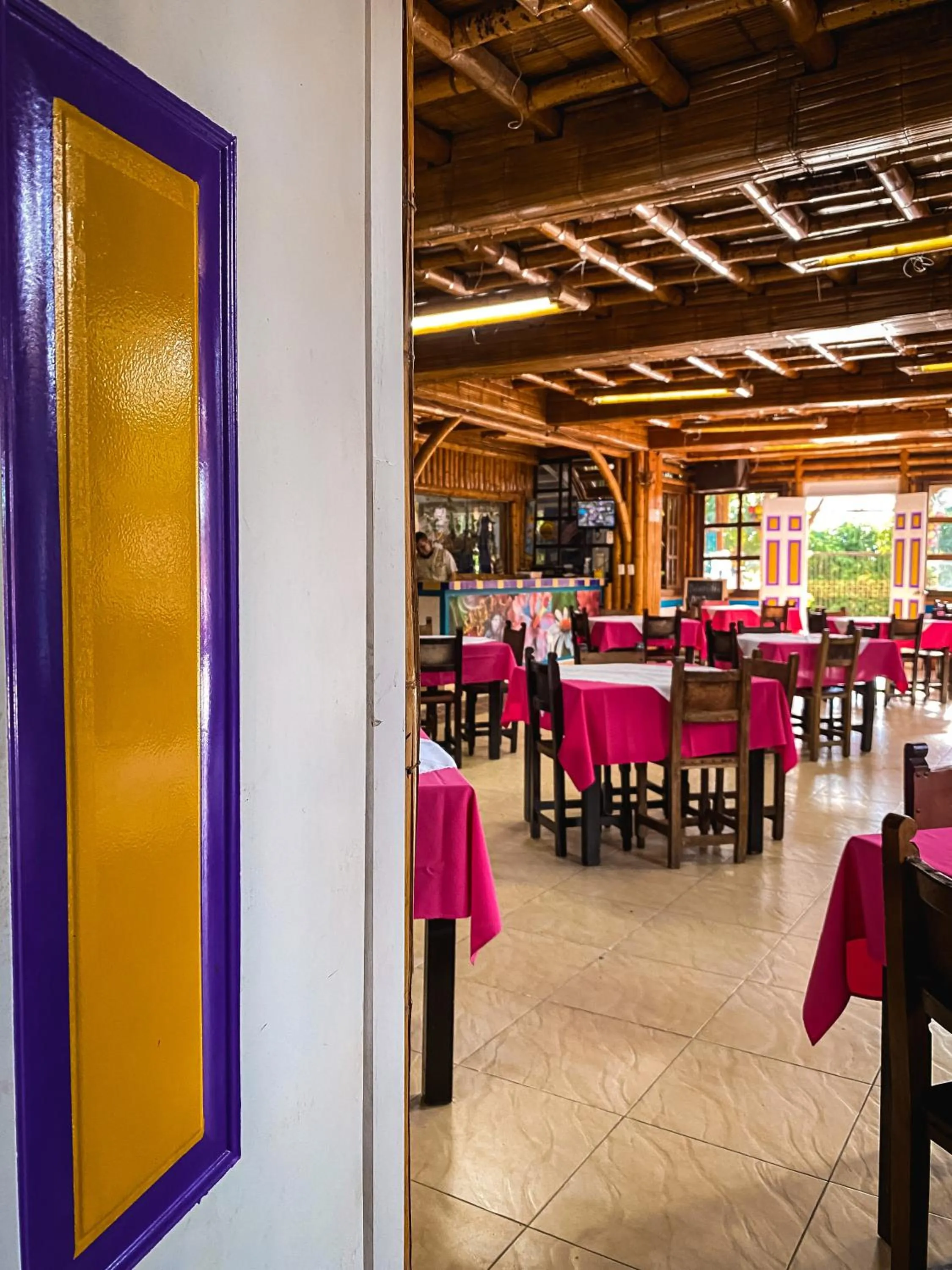 Restaurant/places to eat in Eco Hotel las Palmas