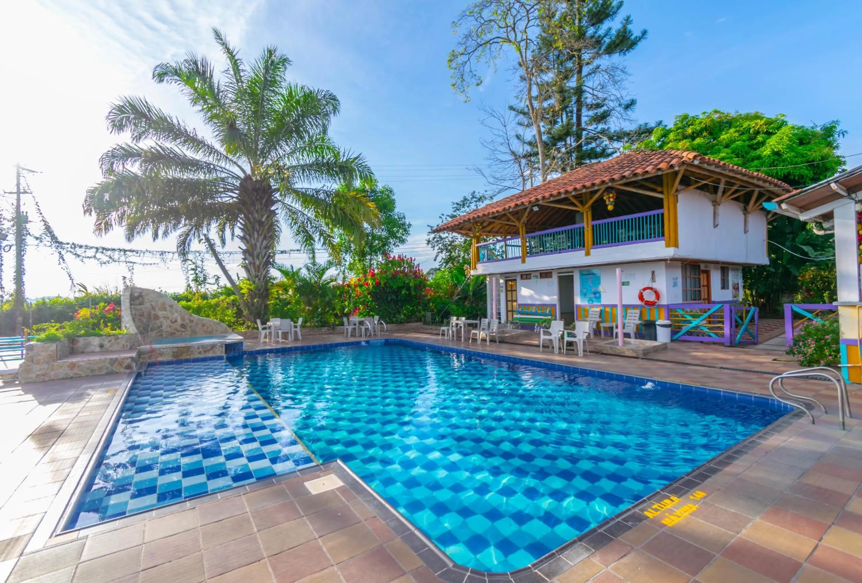 Swimming pool in Eco Hotel las Palmas