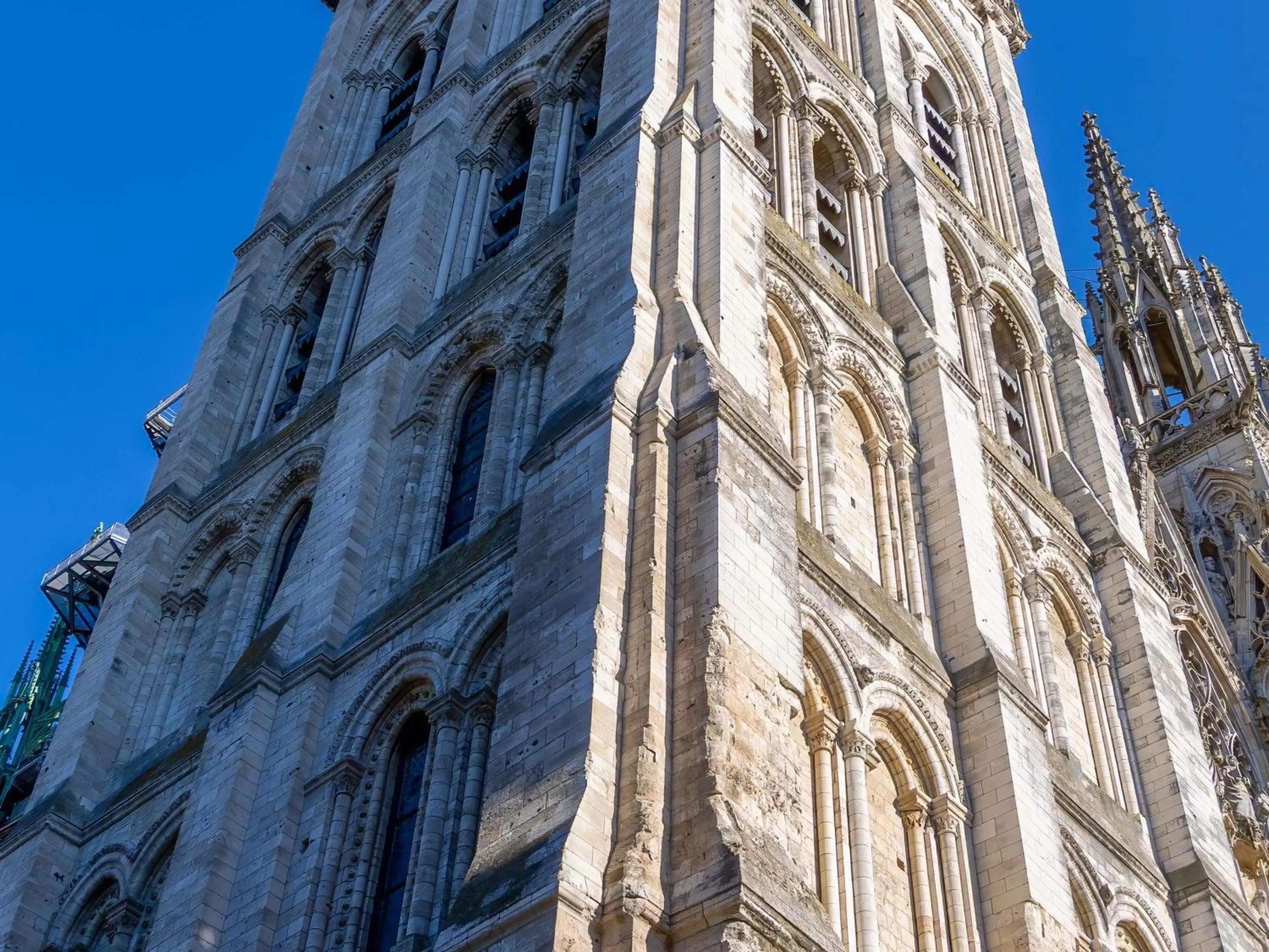 Property building in Mercure Rouen Centre Cathédrale