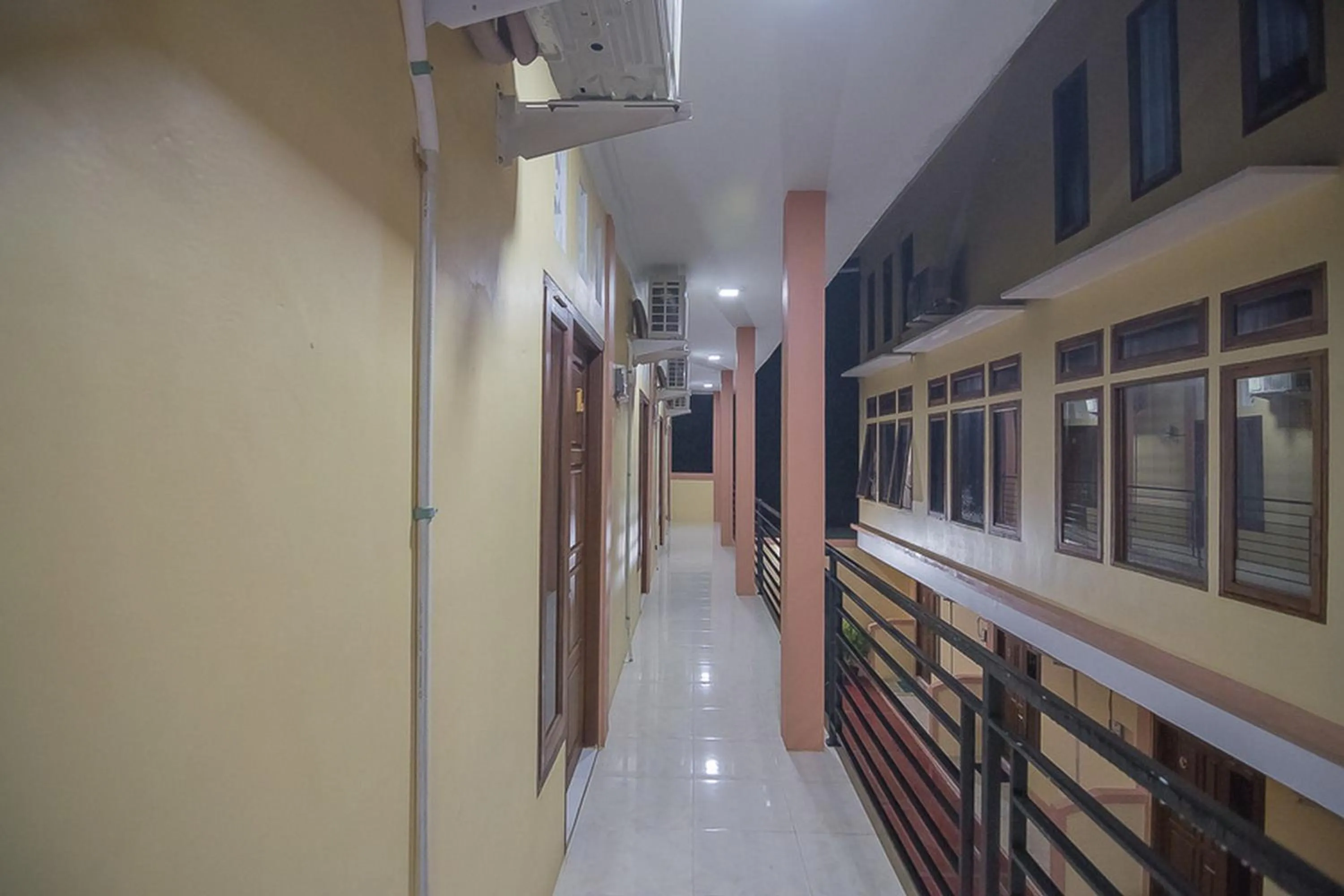 Facade/entrance in RedDoorz near RSUD Dr Abdul Aziz Singkawang