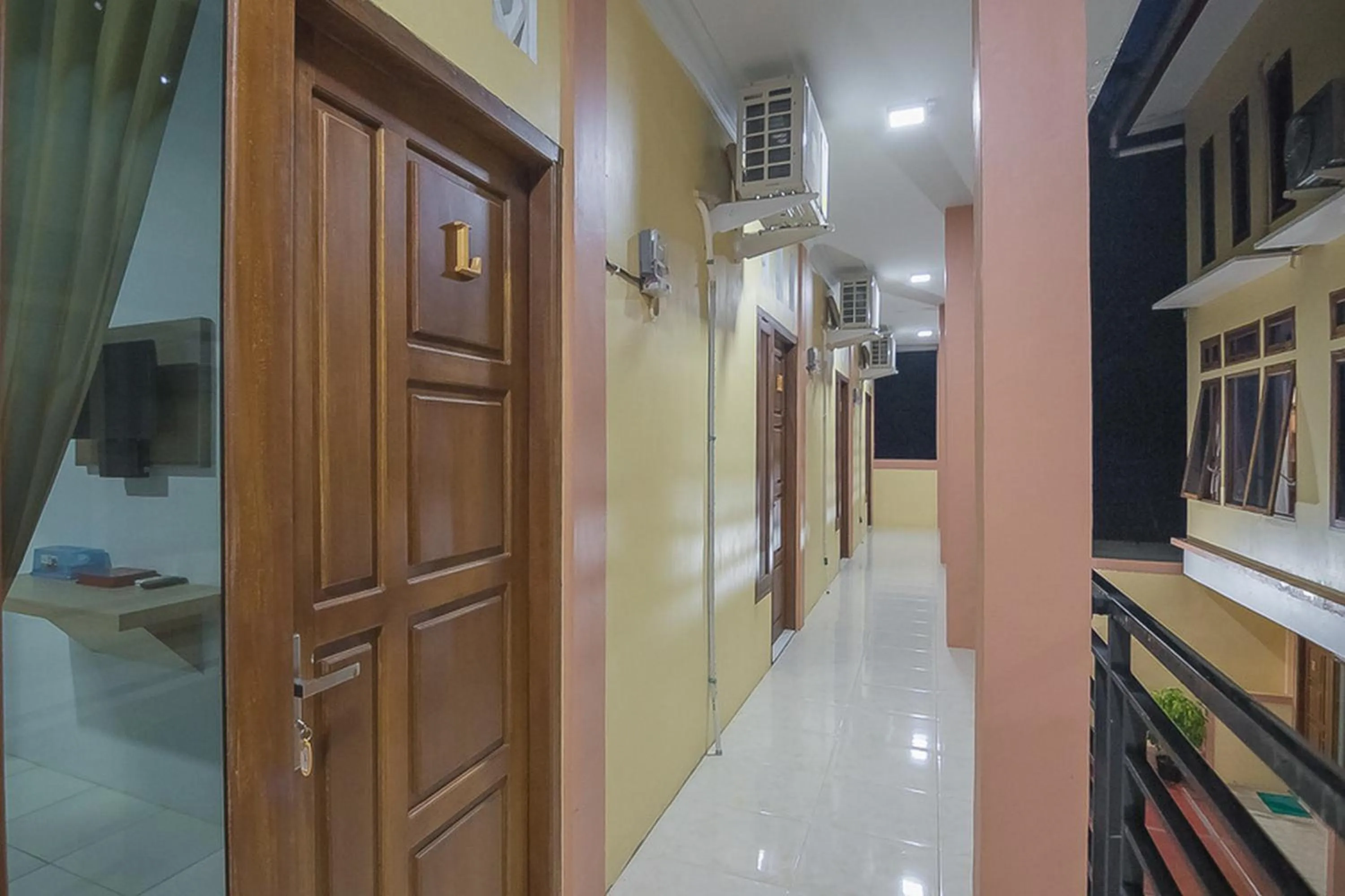 Balcony/Terrace in RedDoorz near RSUD Dr Abdul Aziz Singkawang