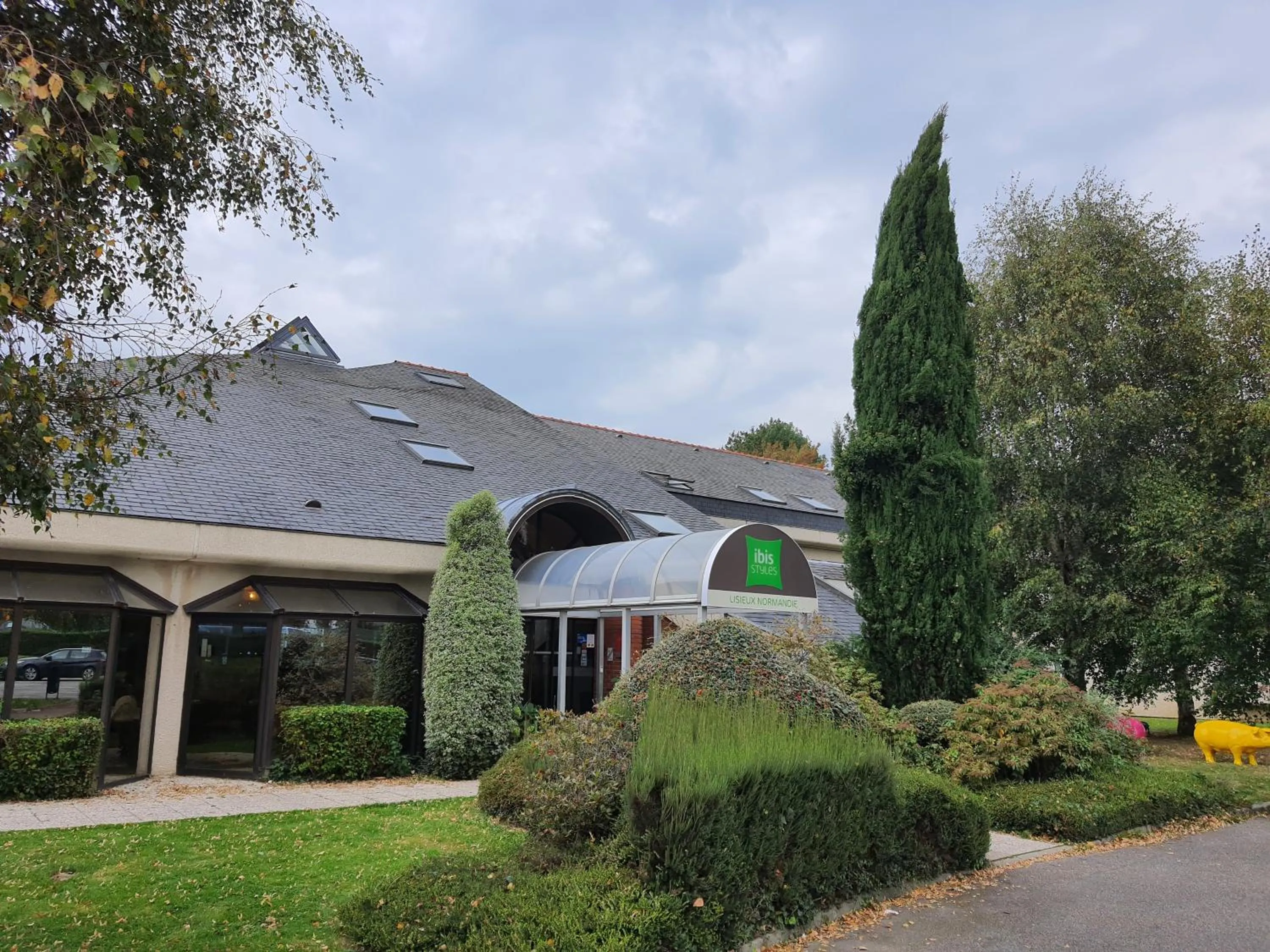 Property building in Ibis Styles Lisieux Normandie