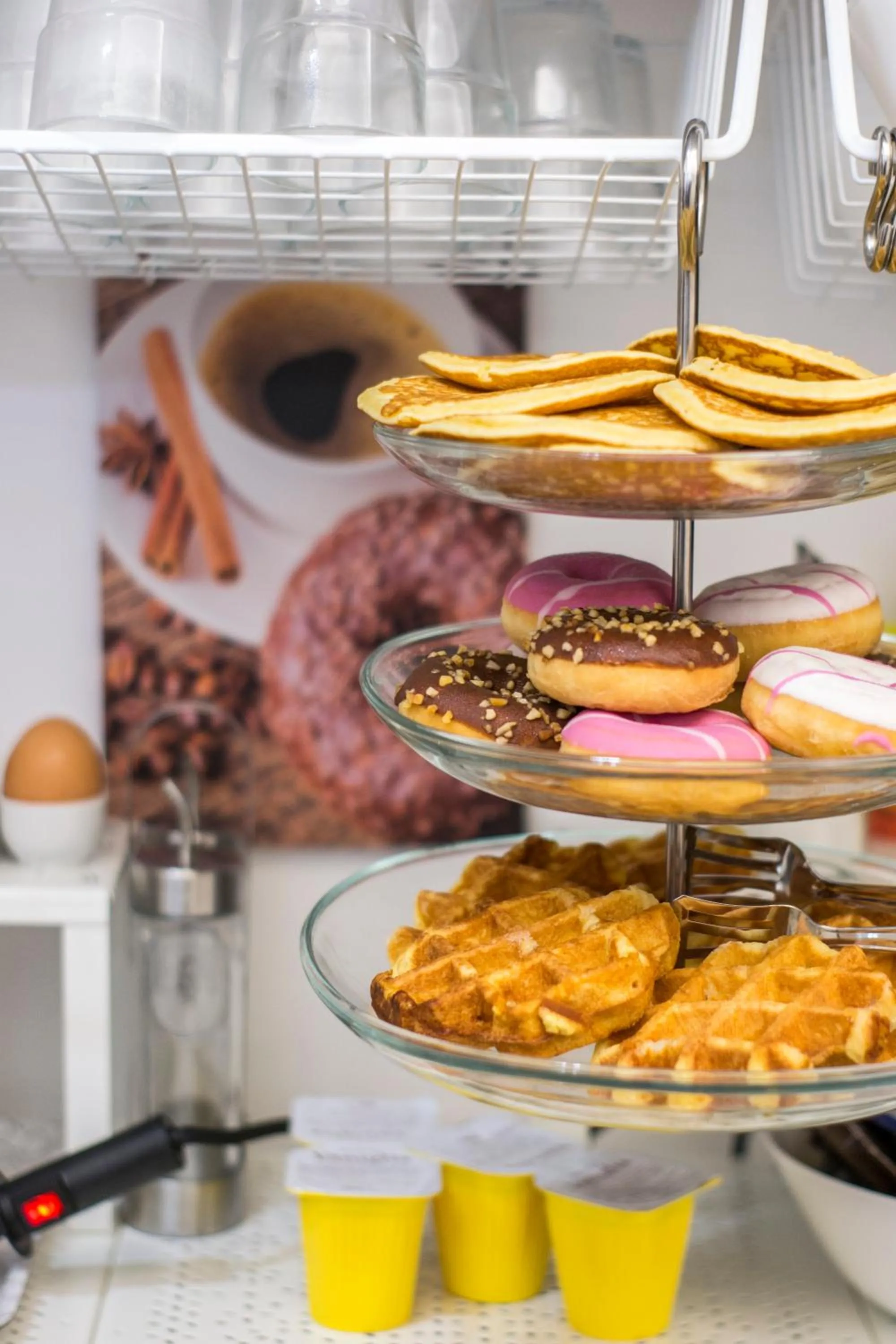 Breakfast in Napoli Central Station Studio
