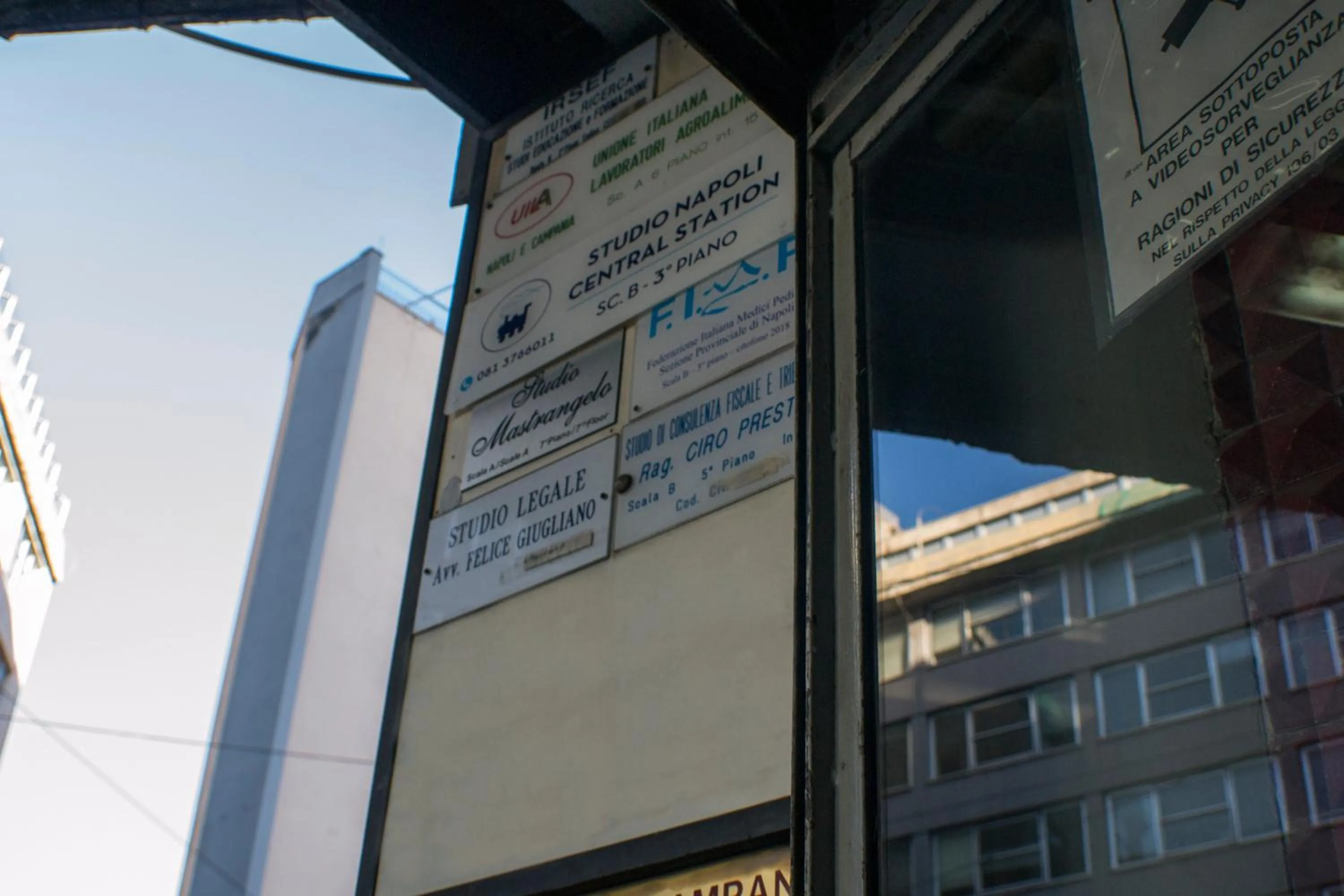 Property building in Napoli Central Station Studio