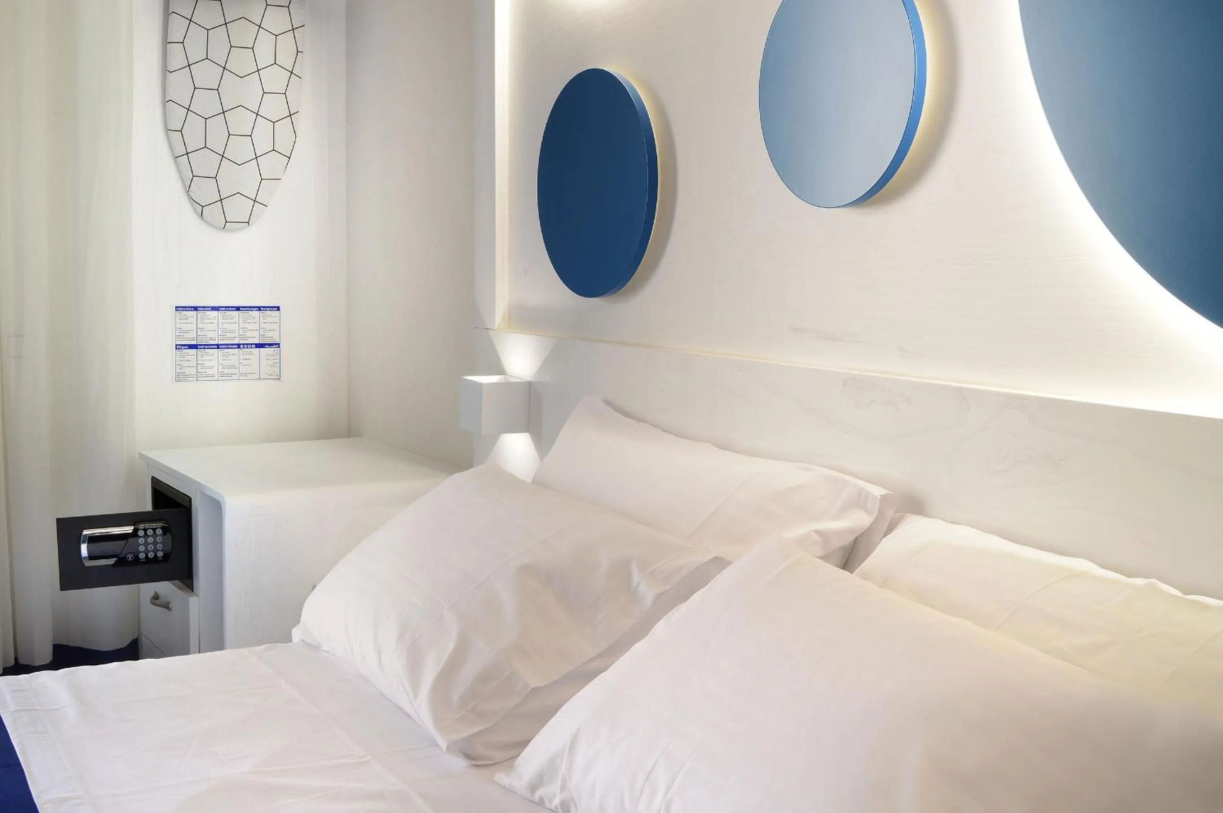 Bed in Napoli Central Station Studio