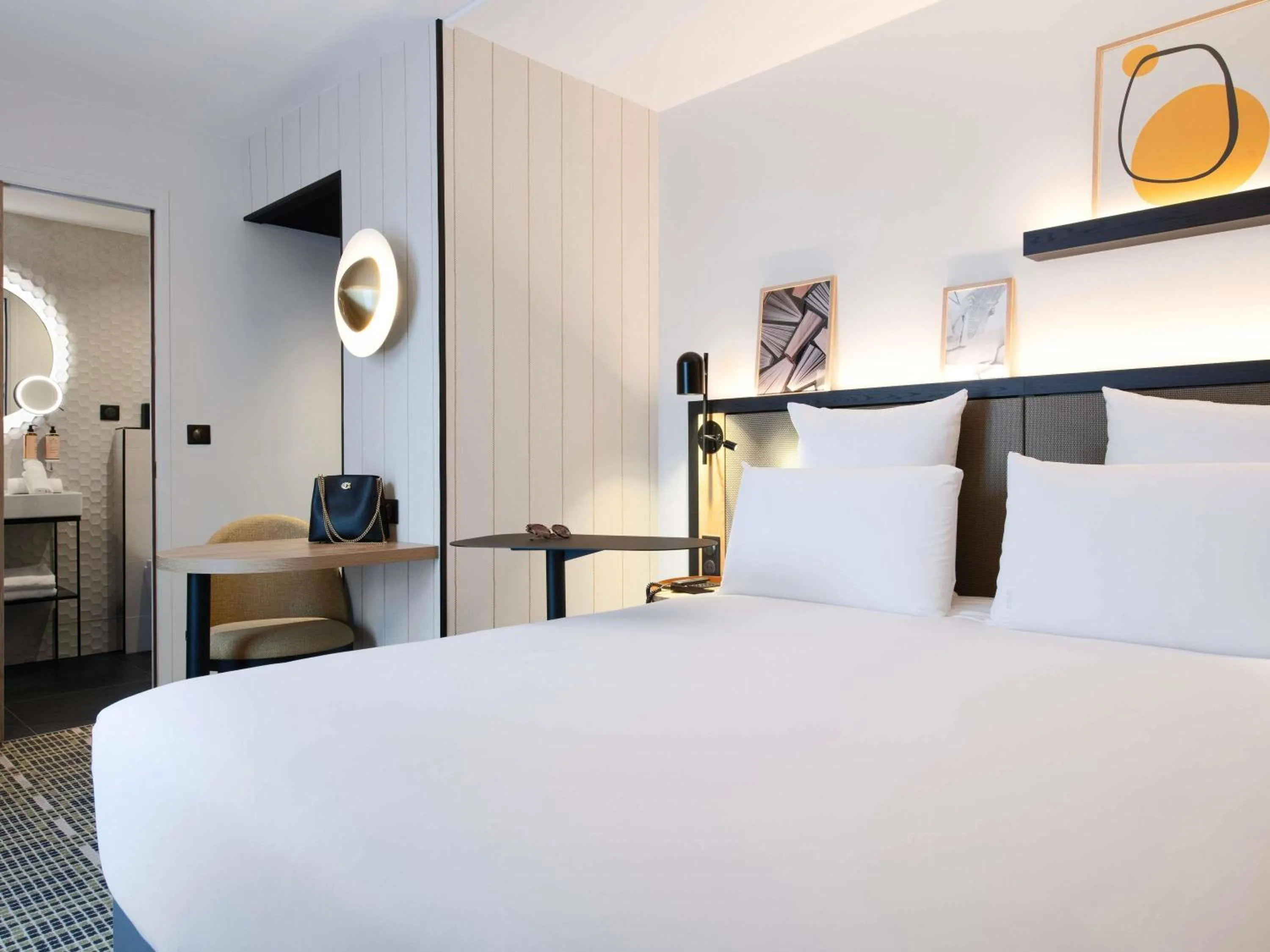 Bedroom, Bed in Mercure Paris Bercy Bibliothèque