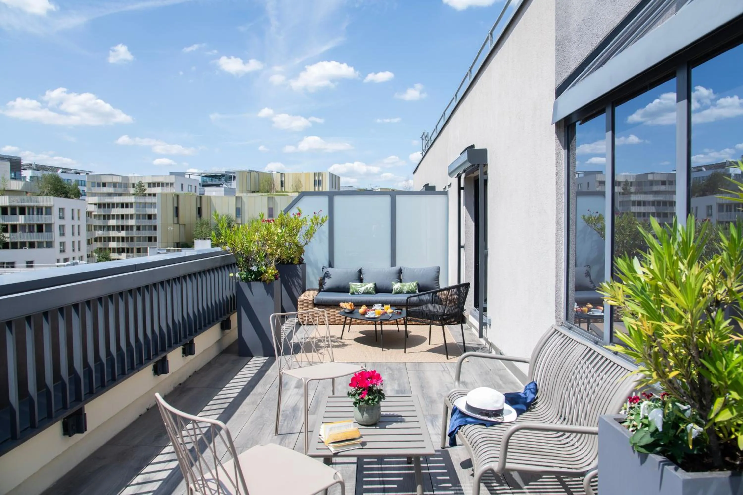 Balcony/Terrace in Mercure Paris Bercy Bibliothèque