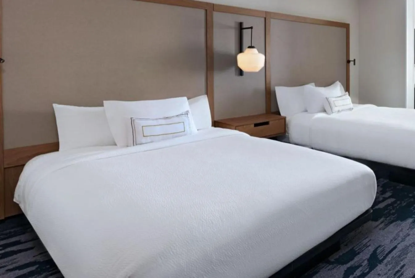 Bed in Fairfield Inn & Suites Lincoln Crete