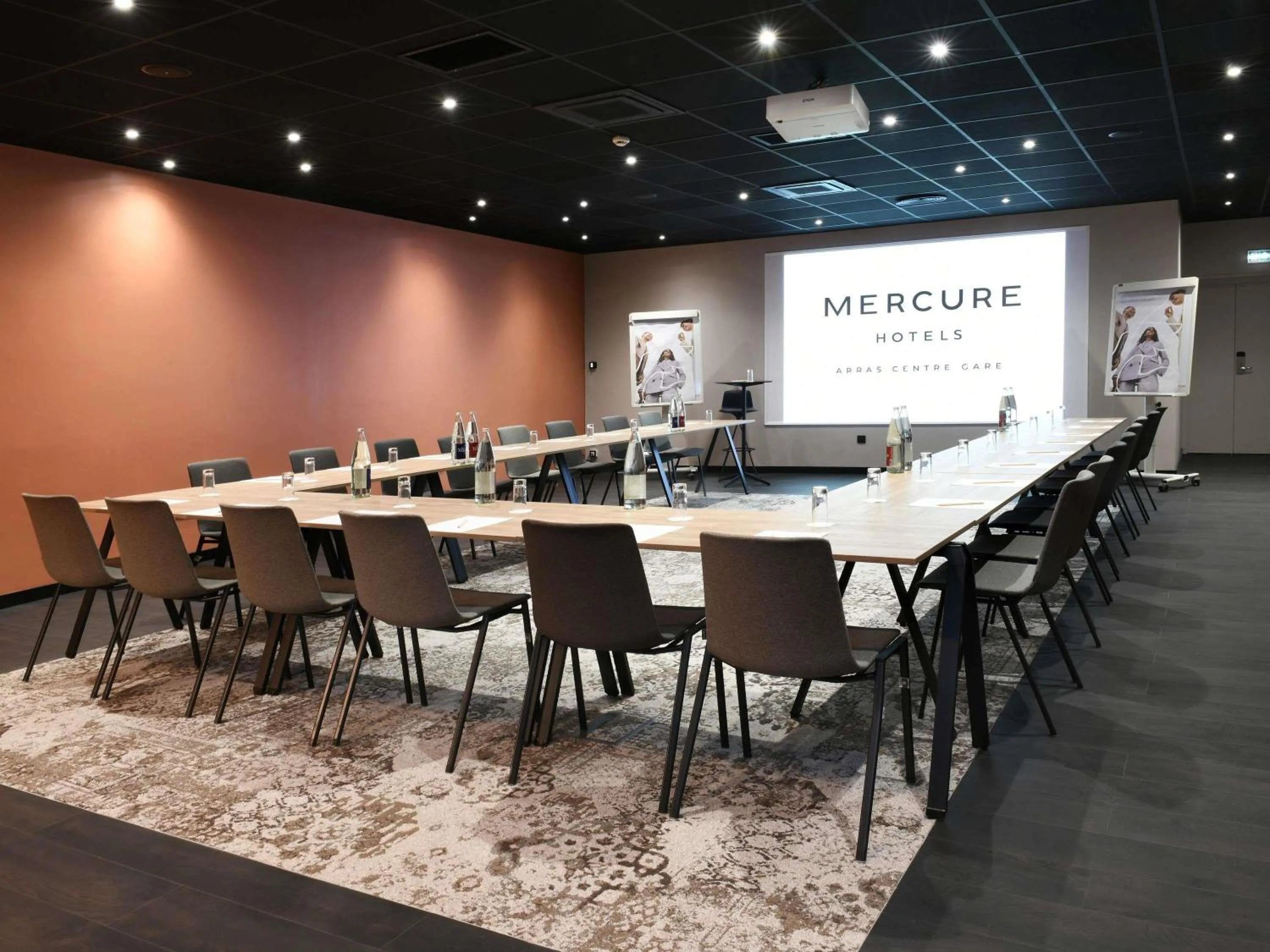 Meeting/conference room in Mercure Arras Centre Gare