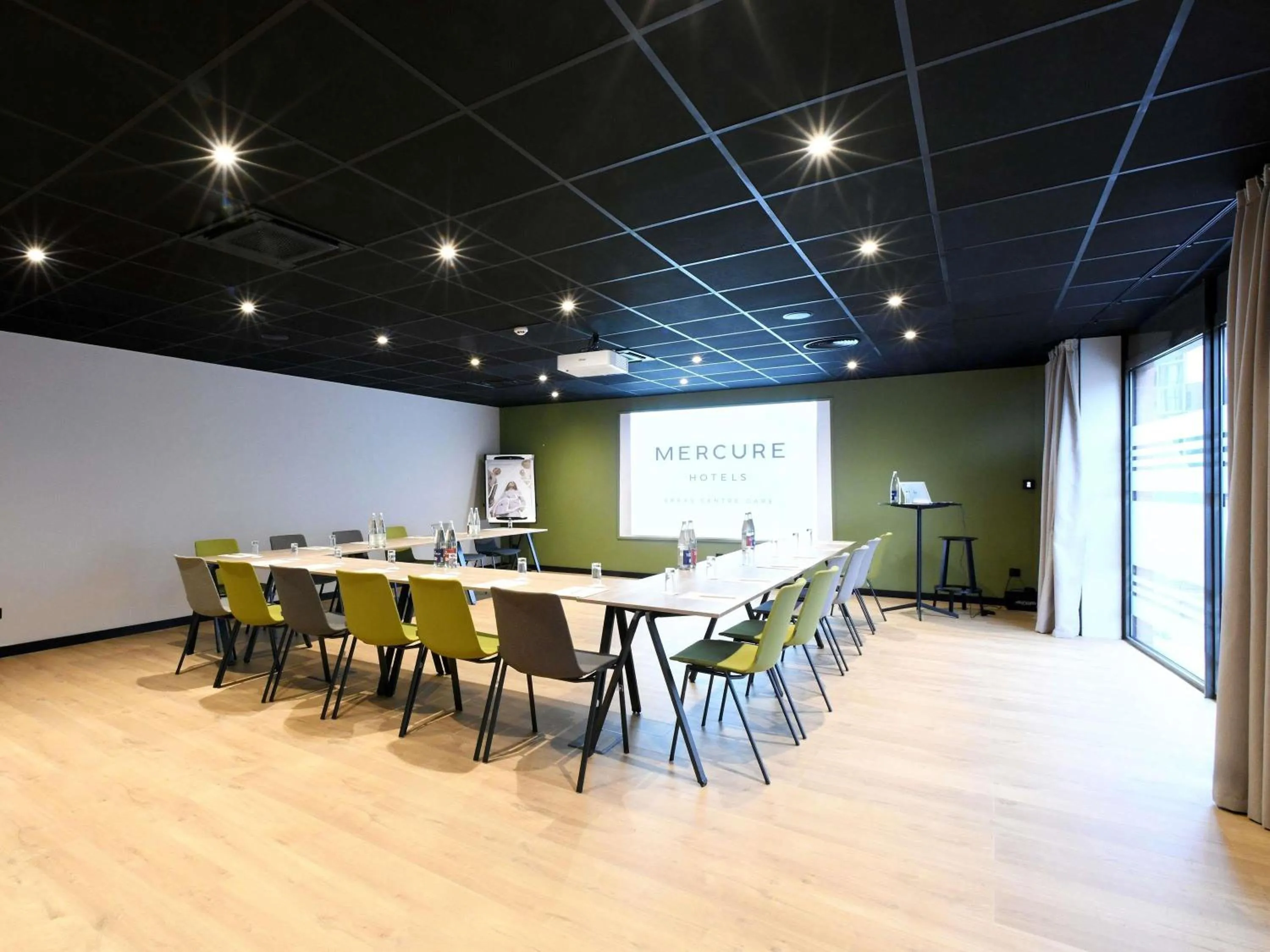Meeting/conference room in Mercure Arras Centre Gare