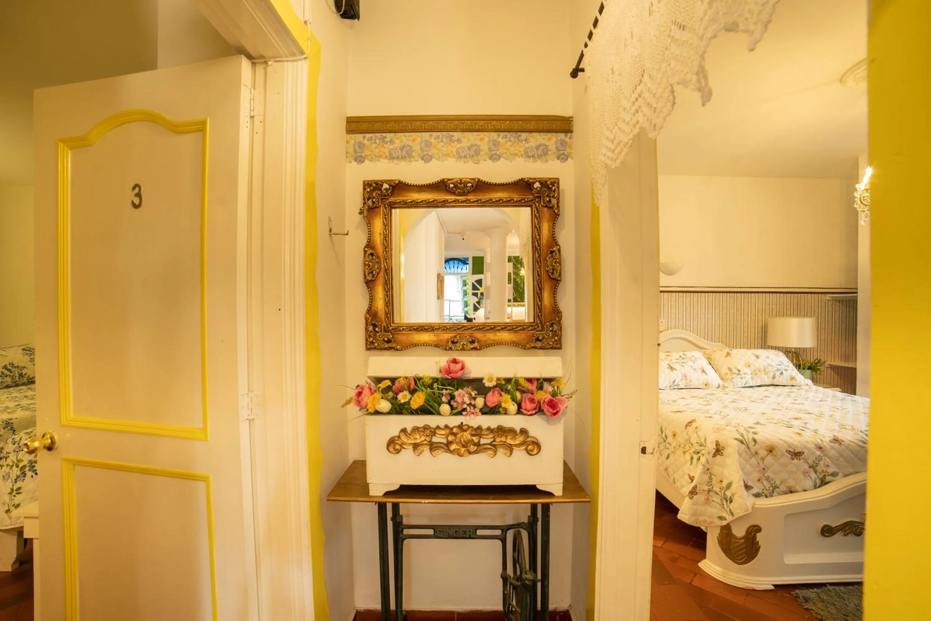 Property building, Bed in Posada del Angel