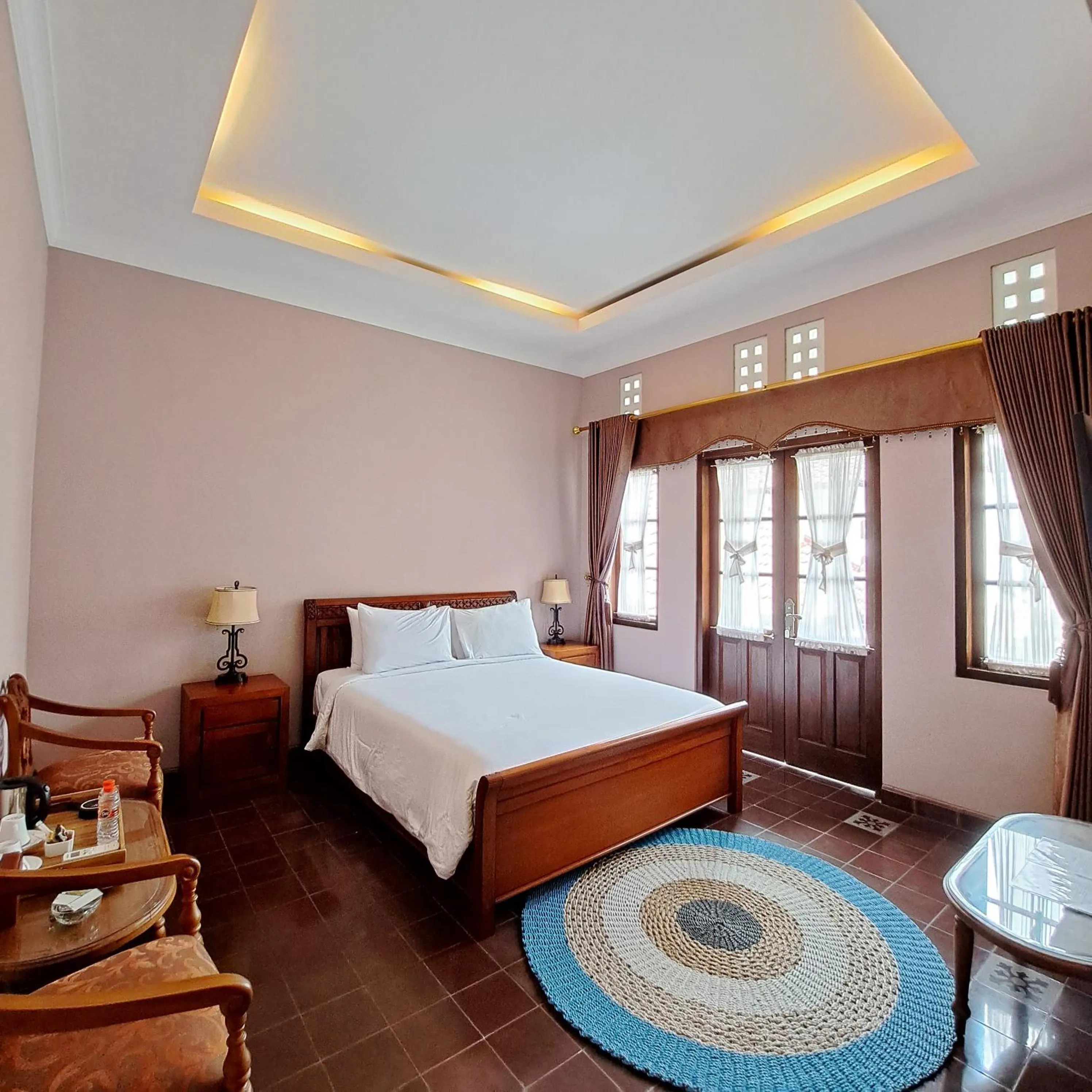 Photo of the whole room, Bed in Clemmie Huis