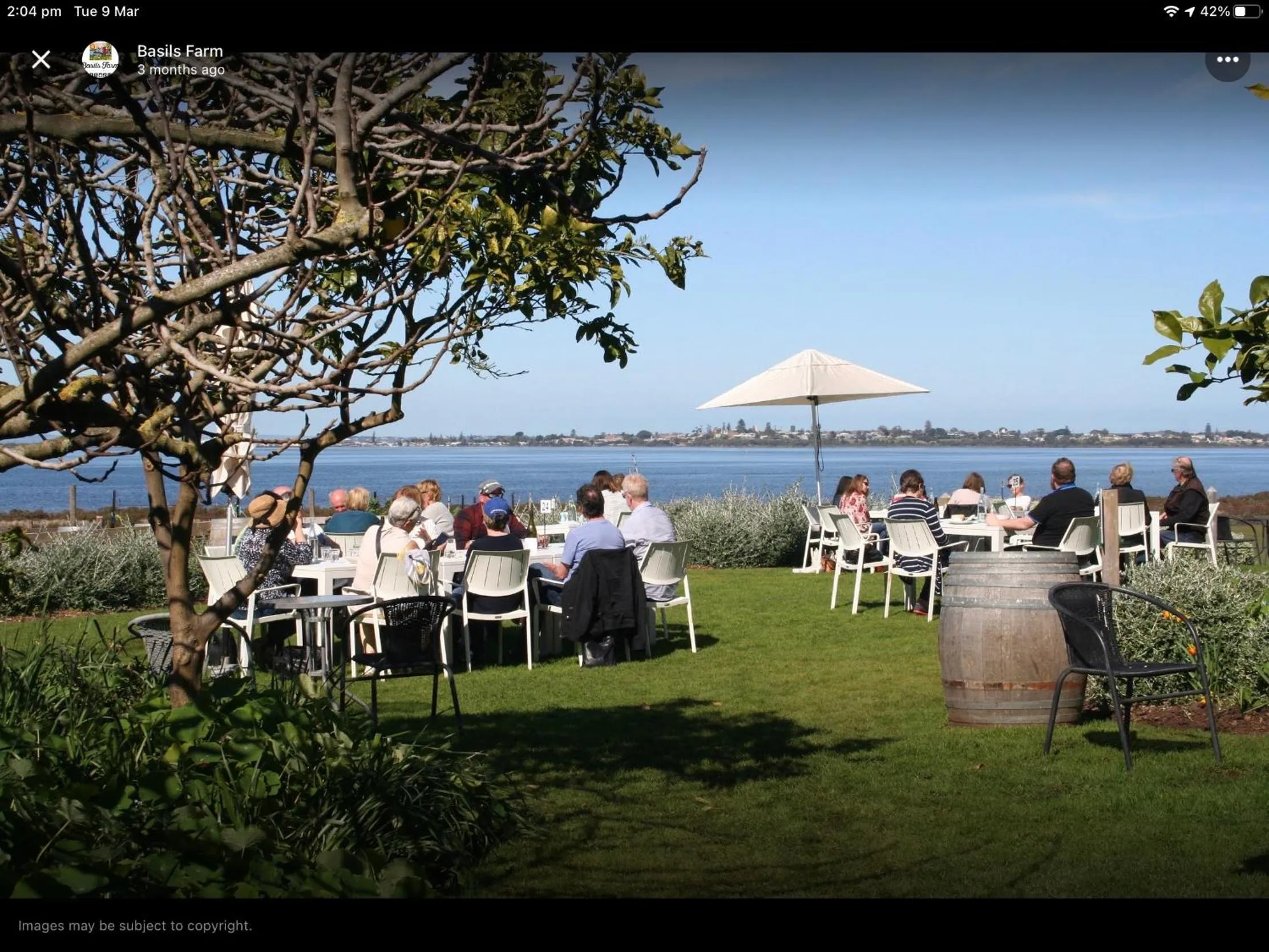 Restaurant/places to eat in We Love the Bay short stays private suite 1 to 4 days