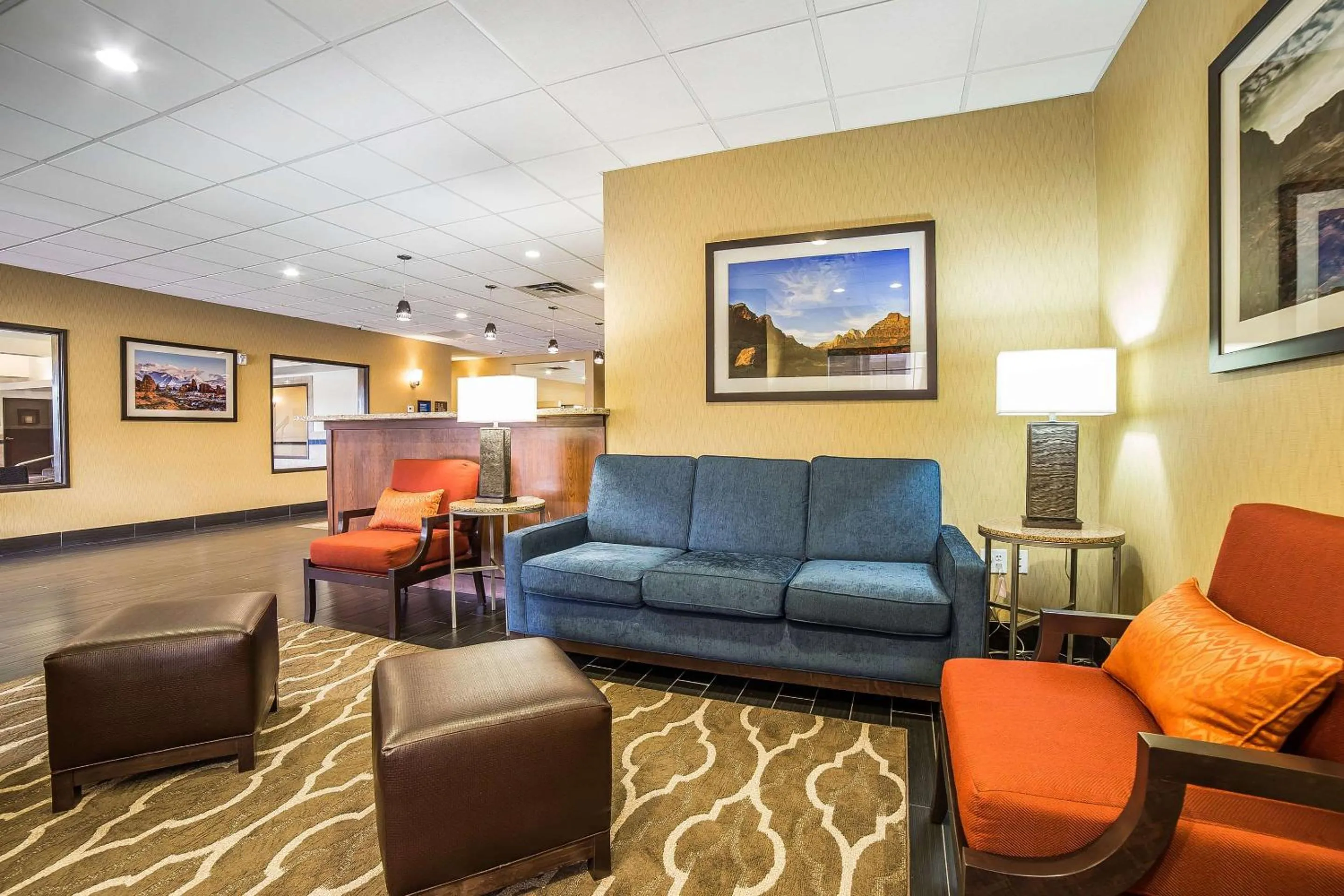 Lobby or reception in Comfort Inn Ballard-Roosevelt