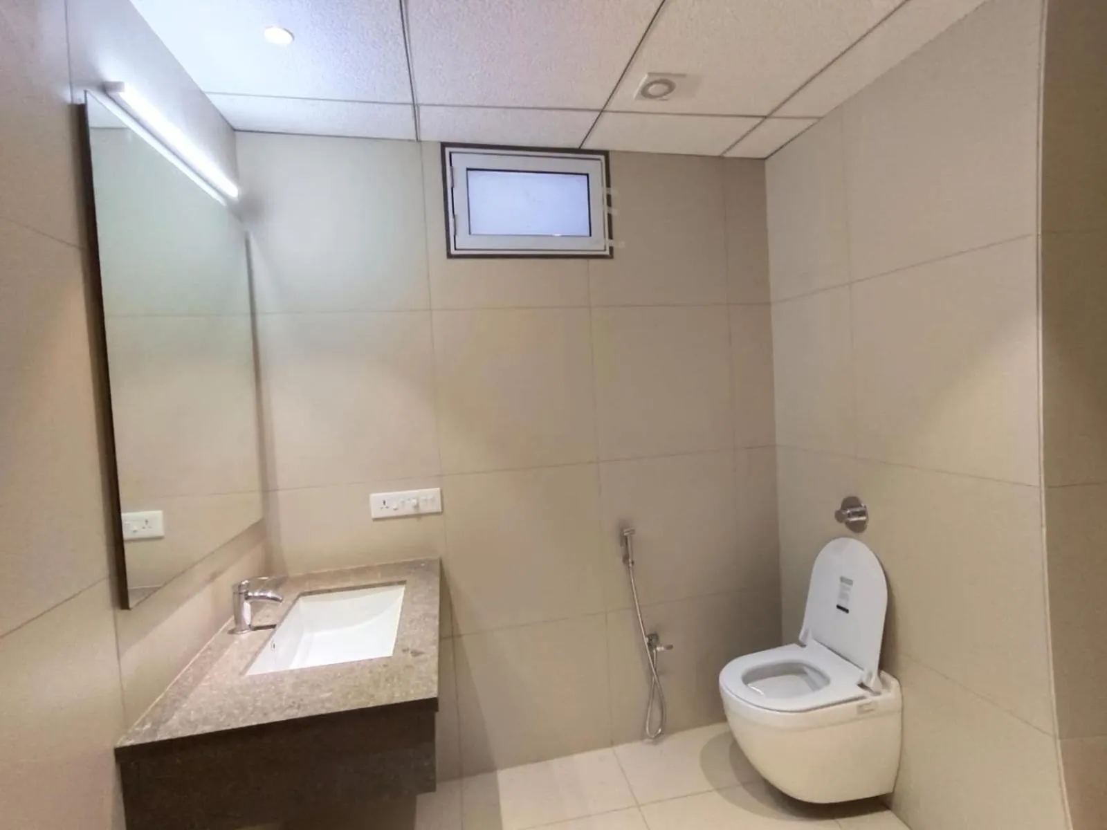 Toilet in Hotel Bagla Atithi Banaras