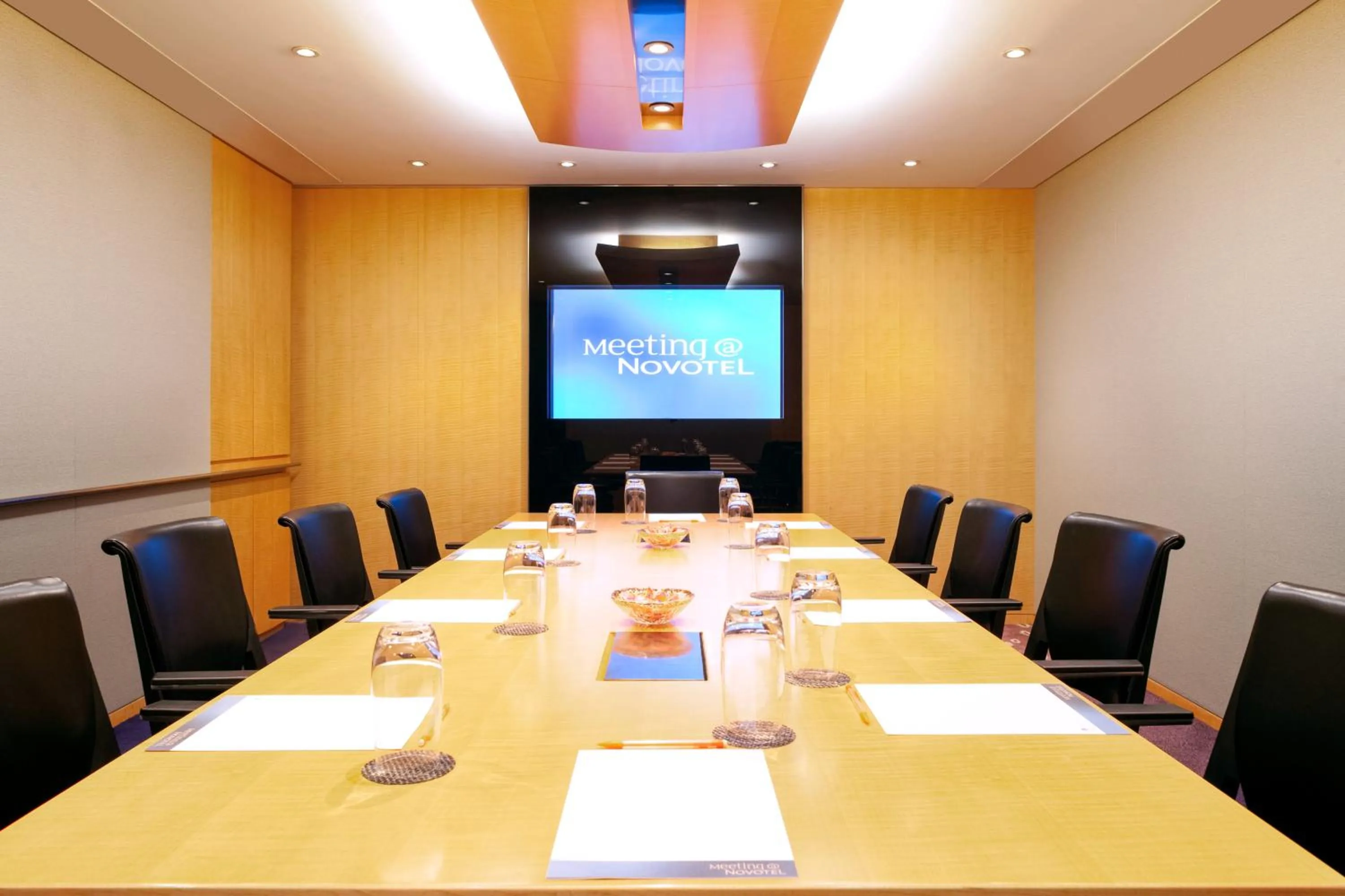 Business facilities in Novotel Century Hong Kong
