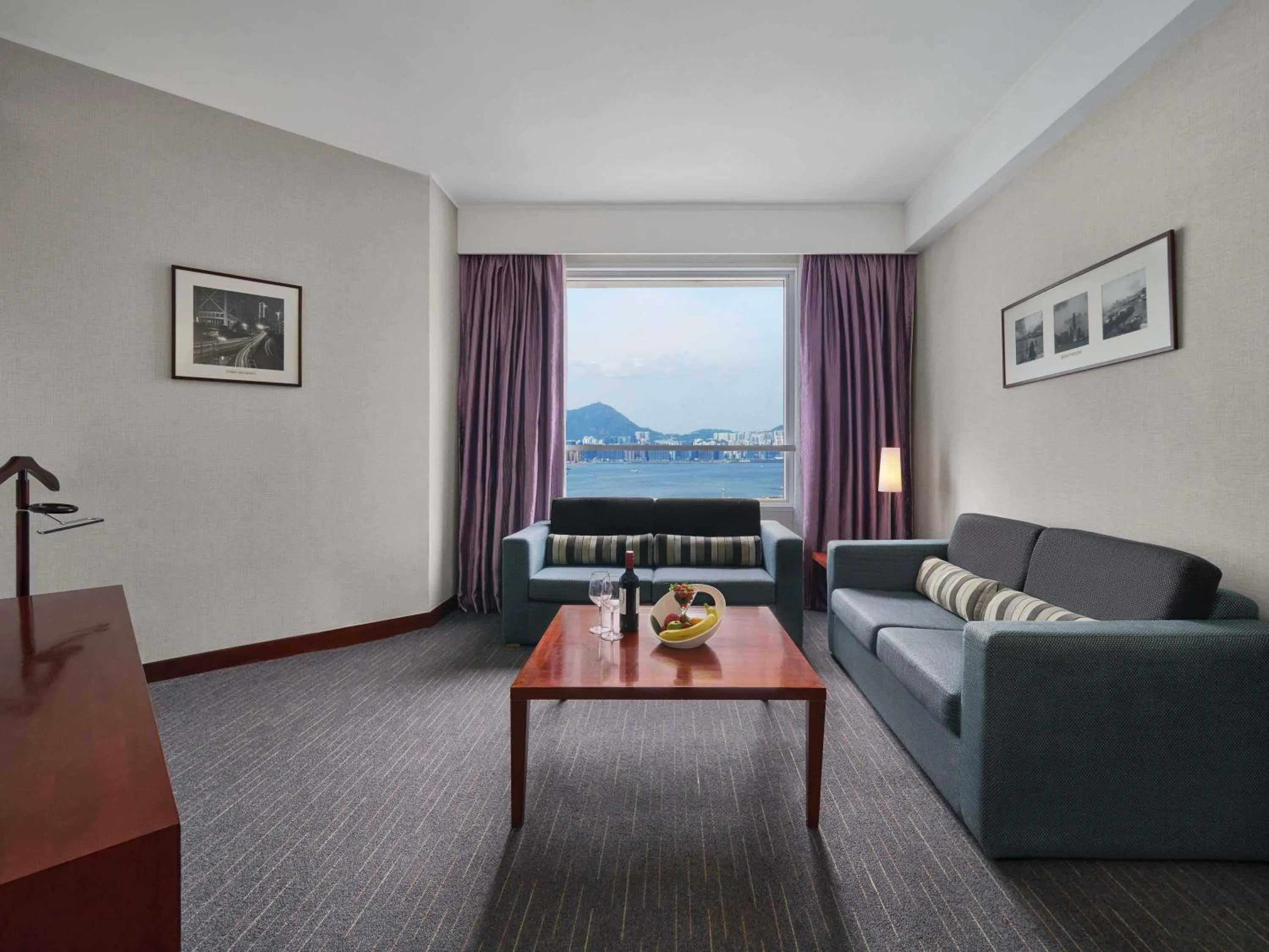 Photo of the whole room in Novotel Century Hong Kong