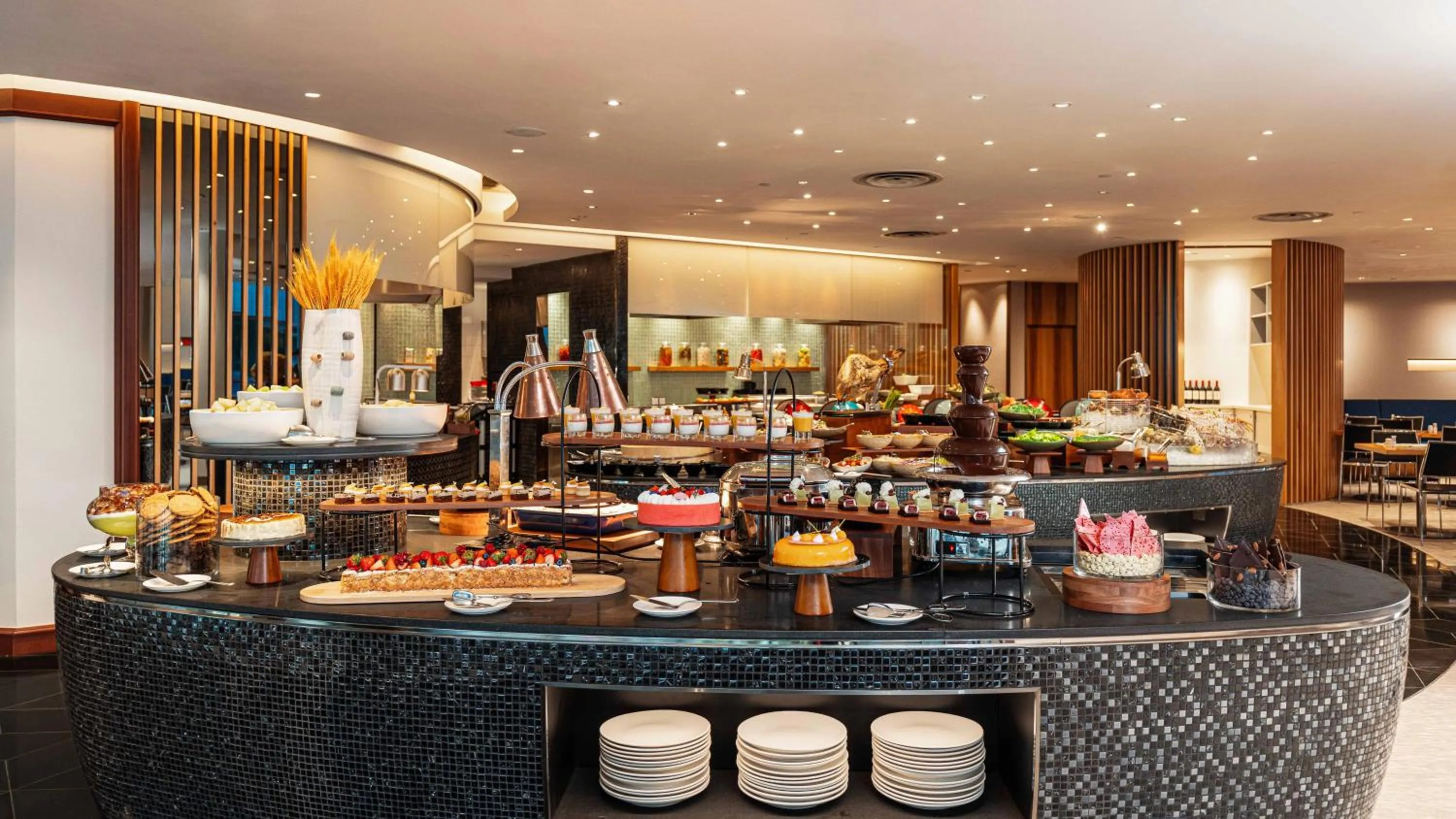 Restaurant/places to eat in Novotel Century Hong Kong