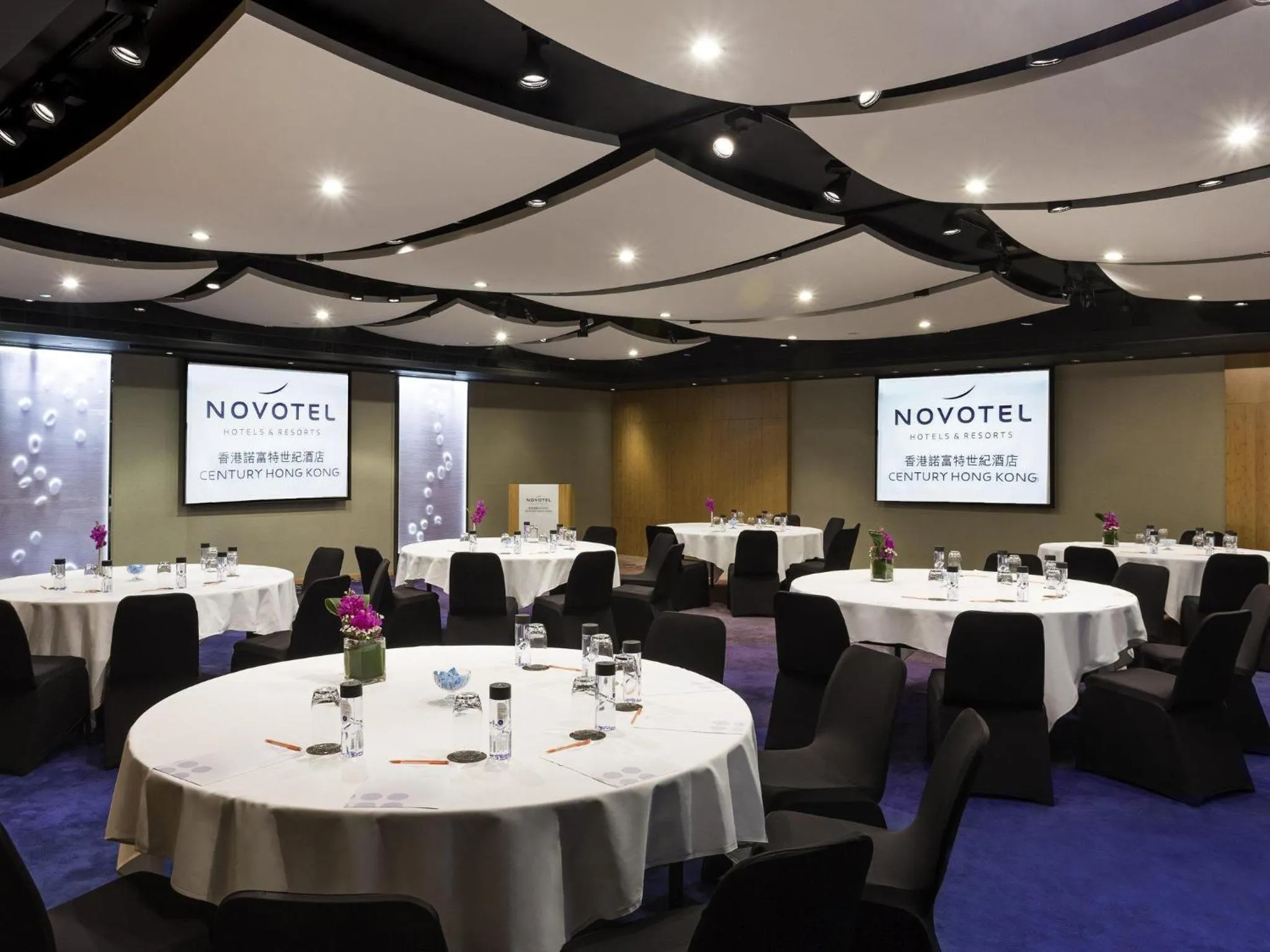 Meeting/conference room in Novotel Century Hong Kong