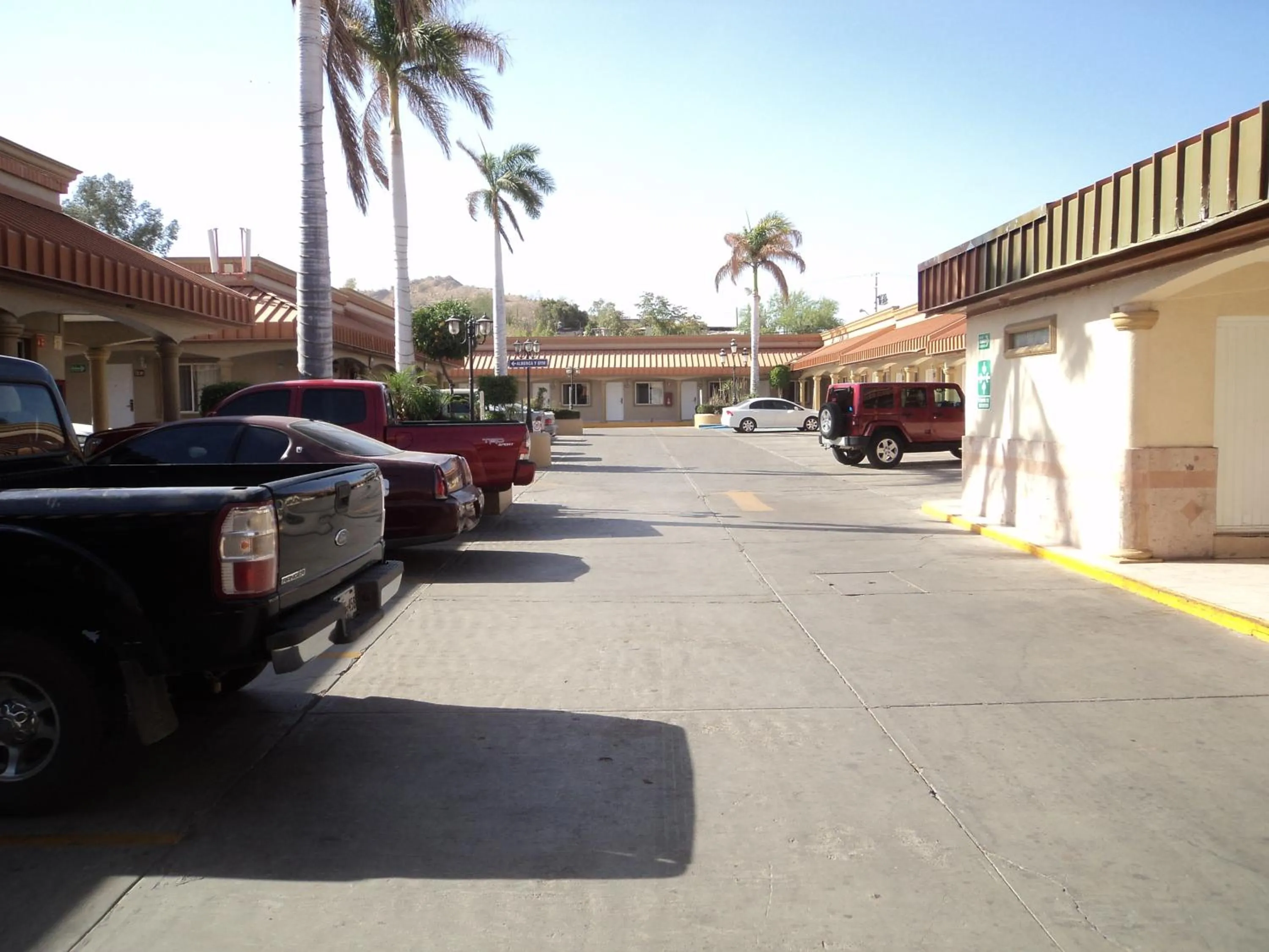 Parking in Hotel San Martin