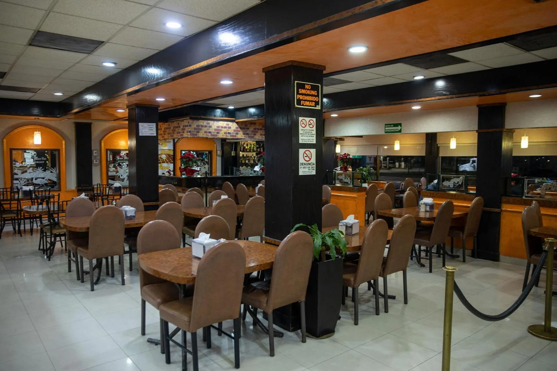 Restaurant/places to eat in Hotel San Martin